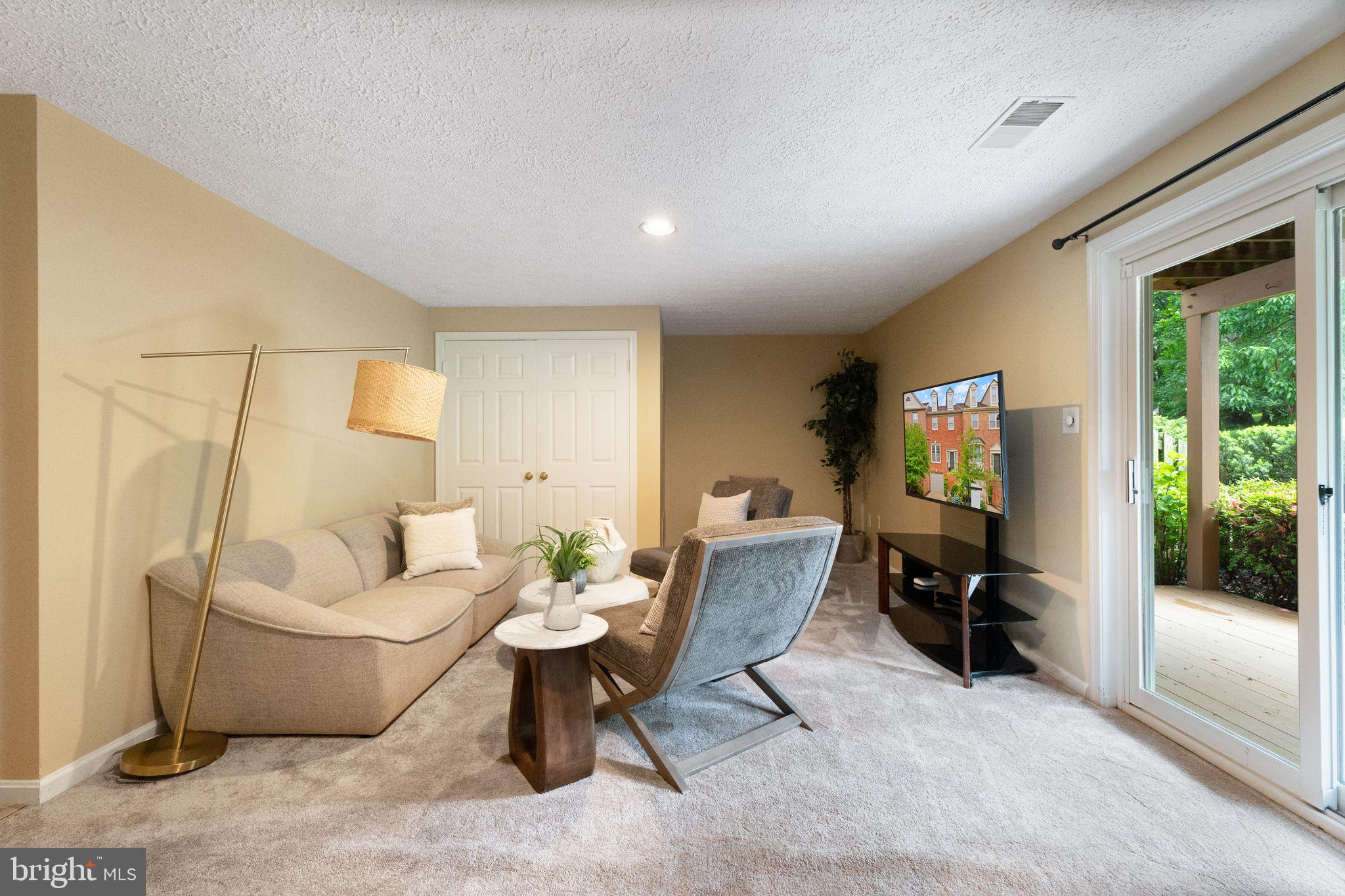 PENDERBROOK - Residential