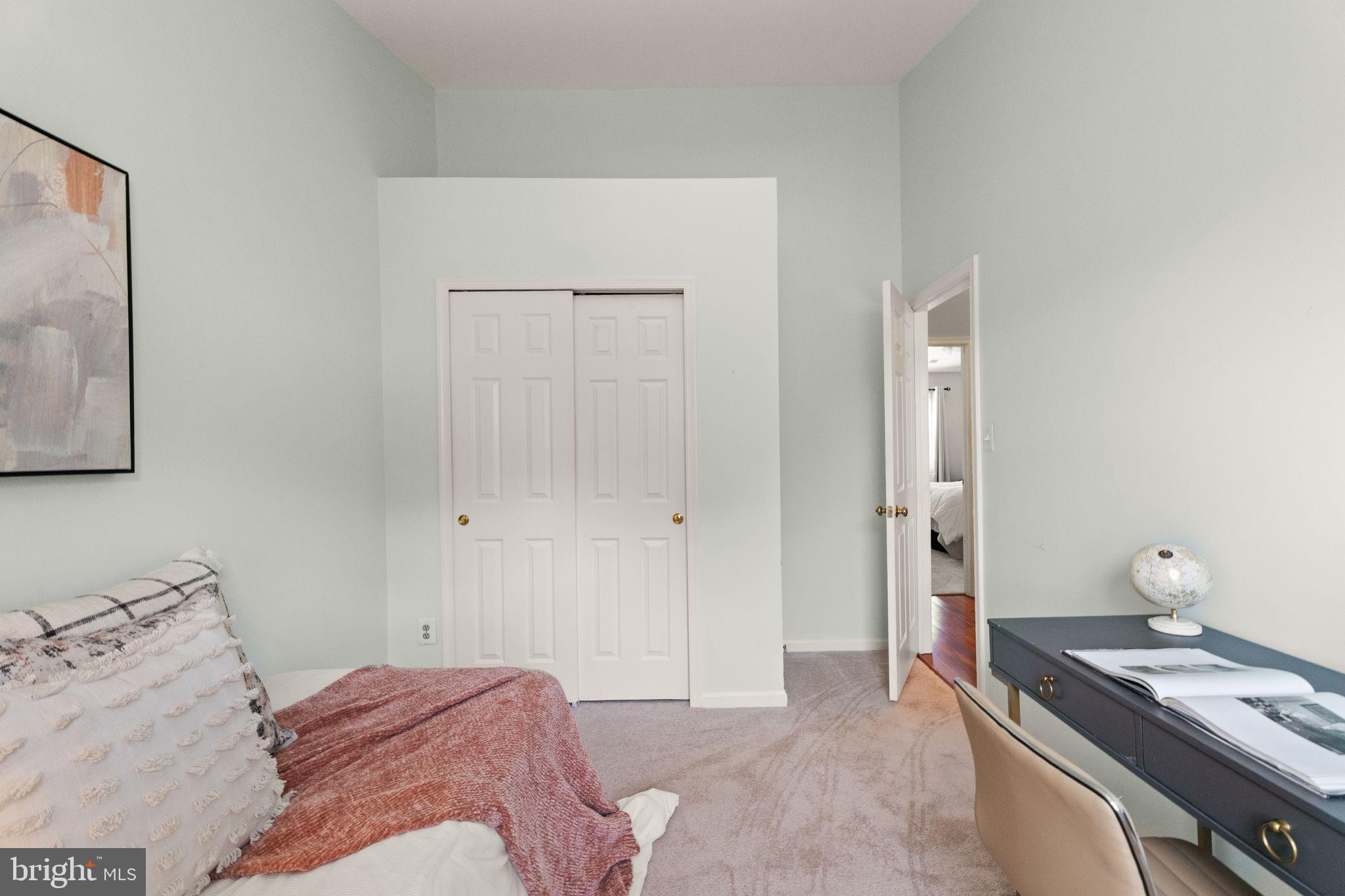 PENDERBROOK - Residential