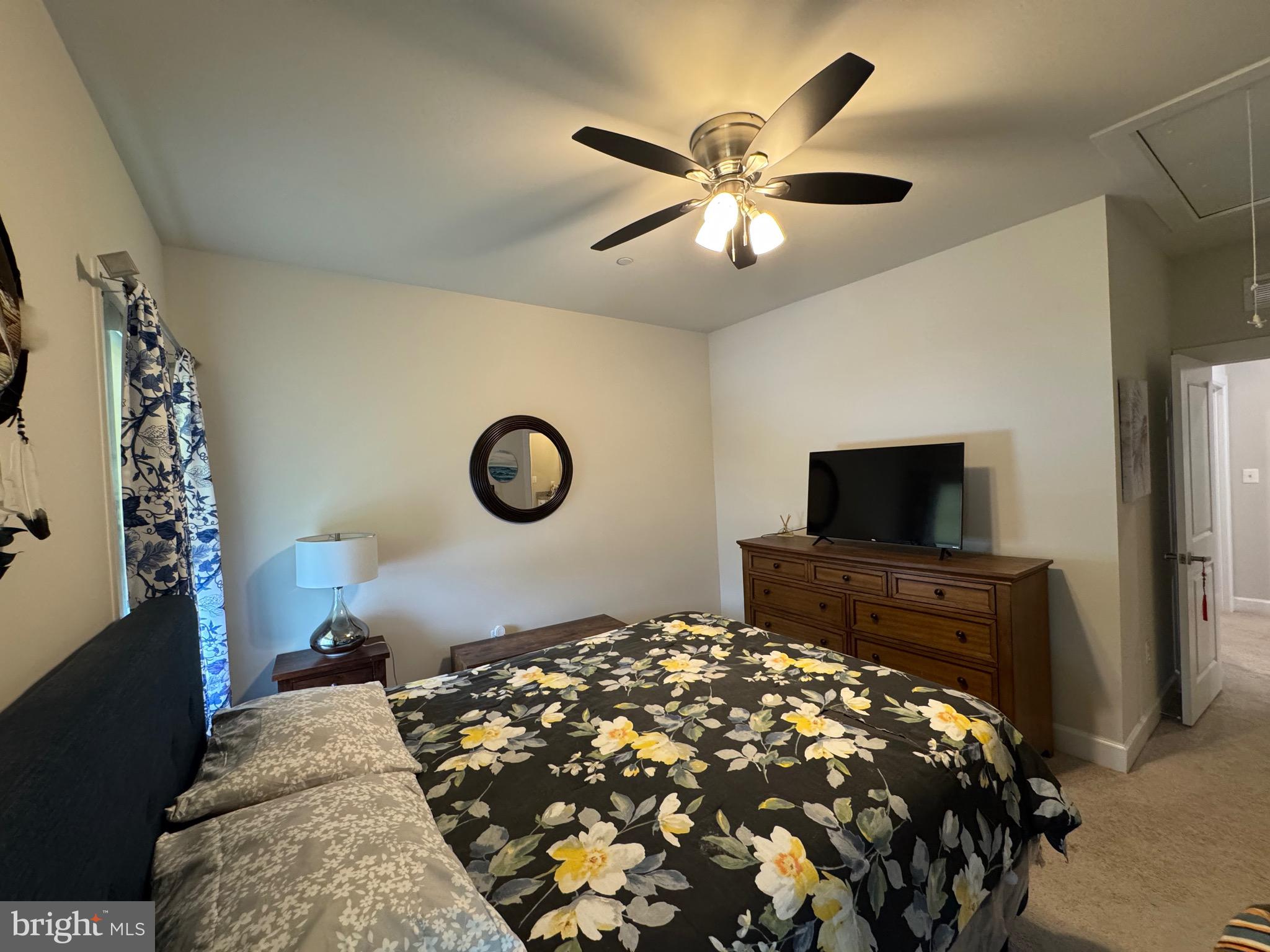 OAK CREEK CLUB - Residential