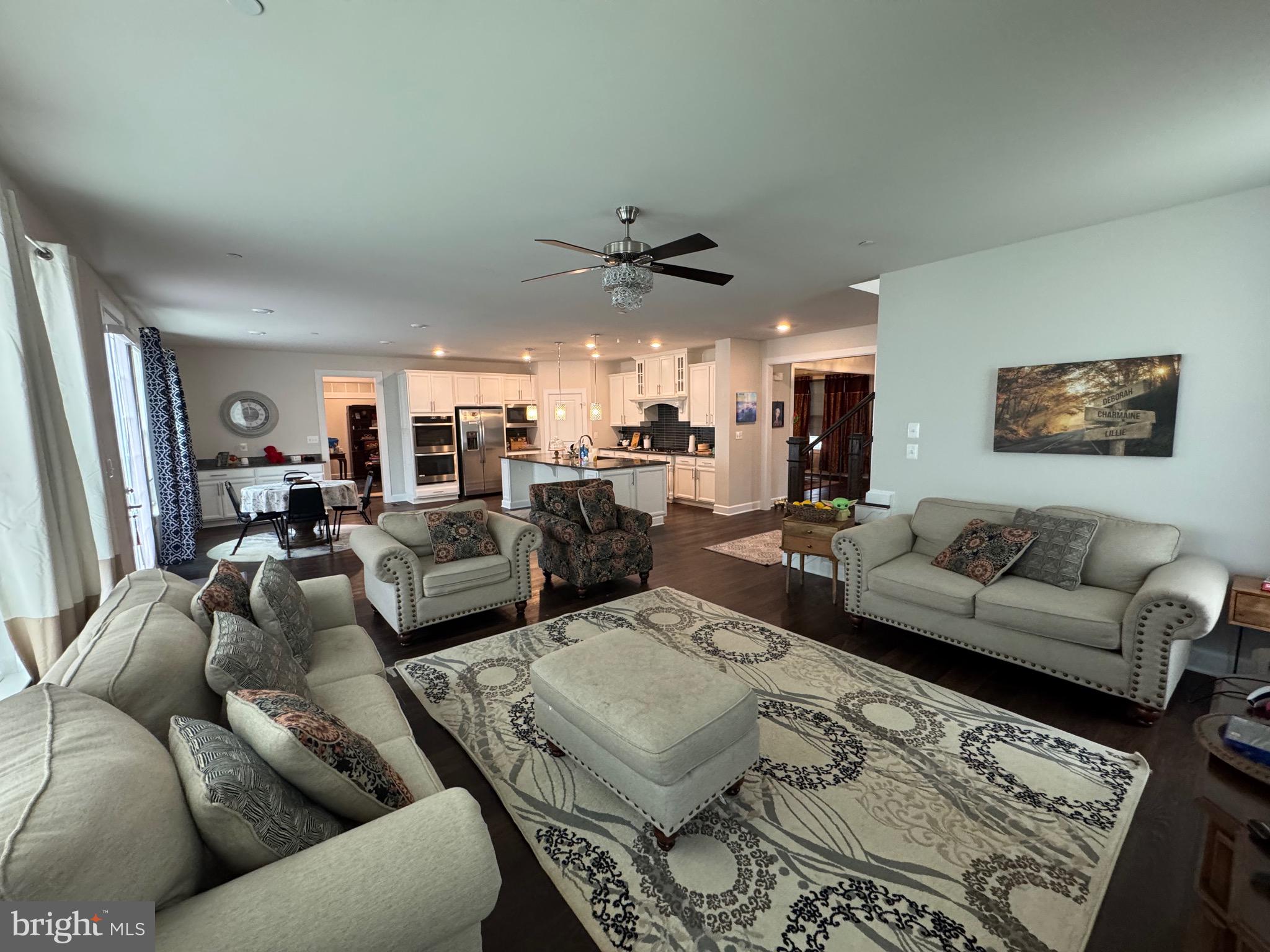 OAK CREEK CLUB - Residential