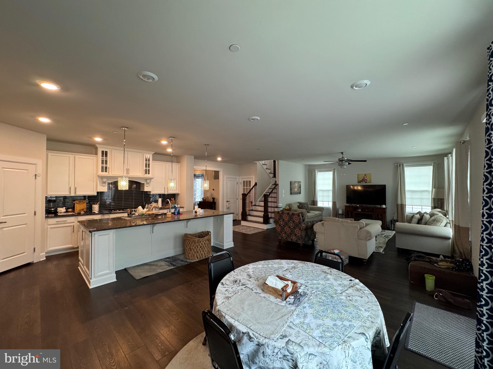 OAK CREEK CLUB - Residential