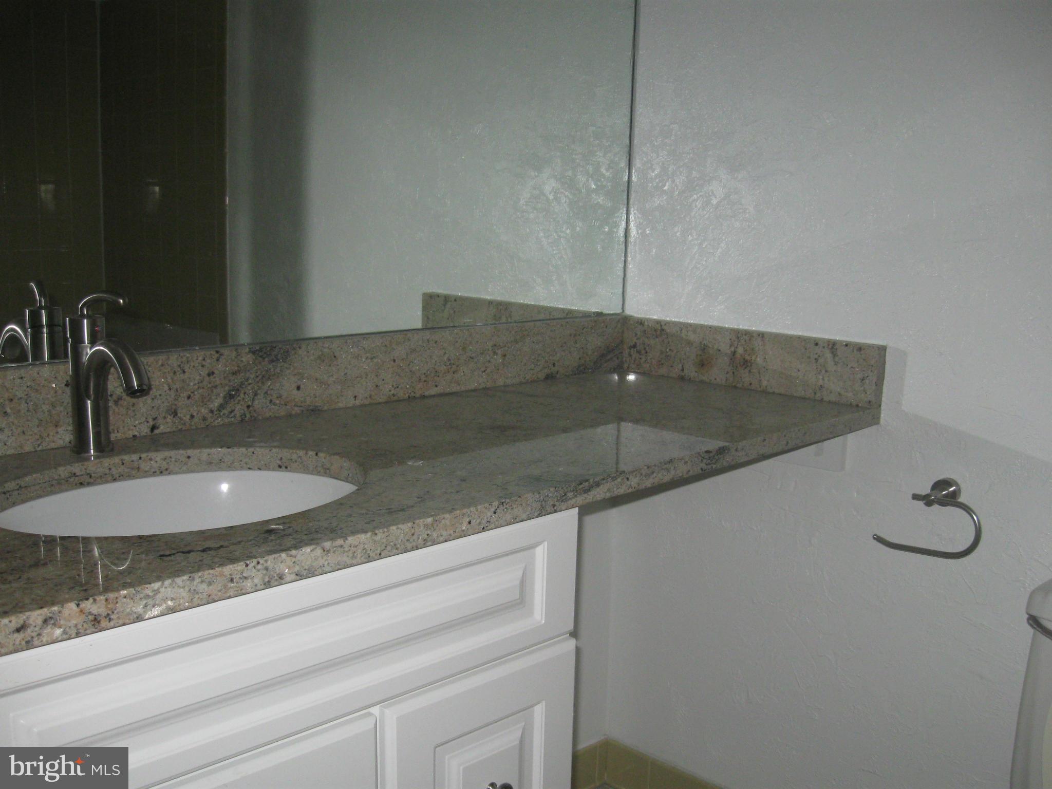 VOM VILLAGE CENTER - Residential Lease