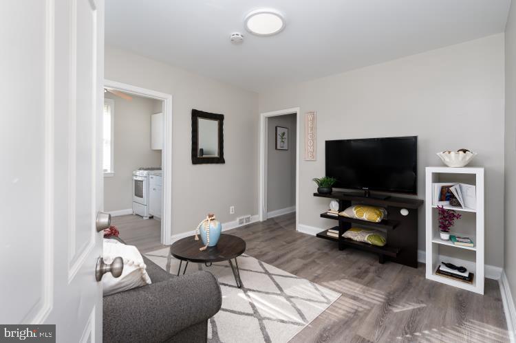 RAMBLEWOOD - Residential