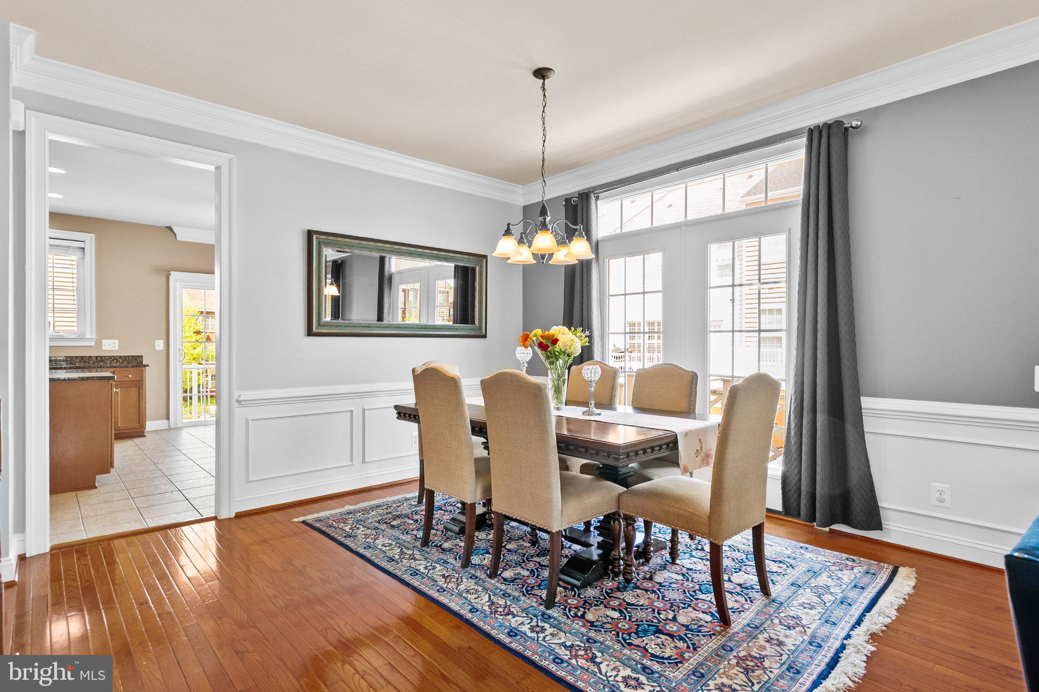 EAST GATE - Residential