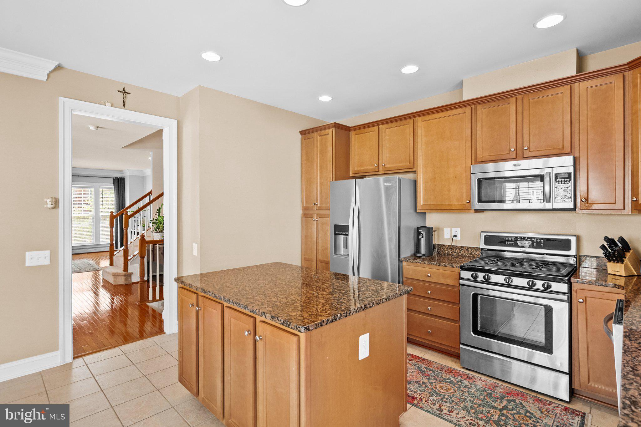 EAST GATE - Residential