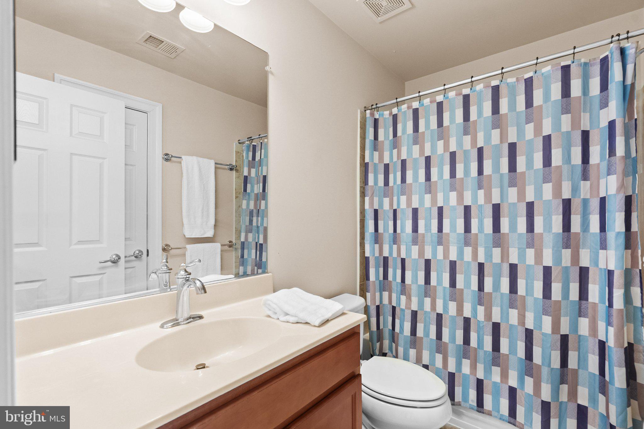 EAST GATE - Residential