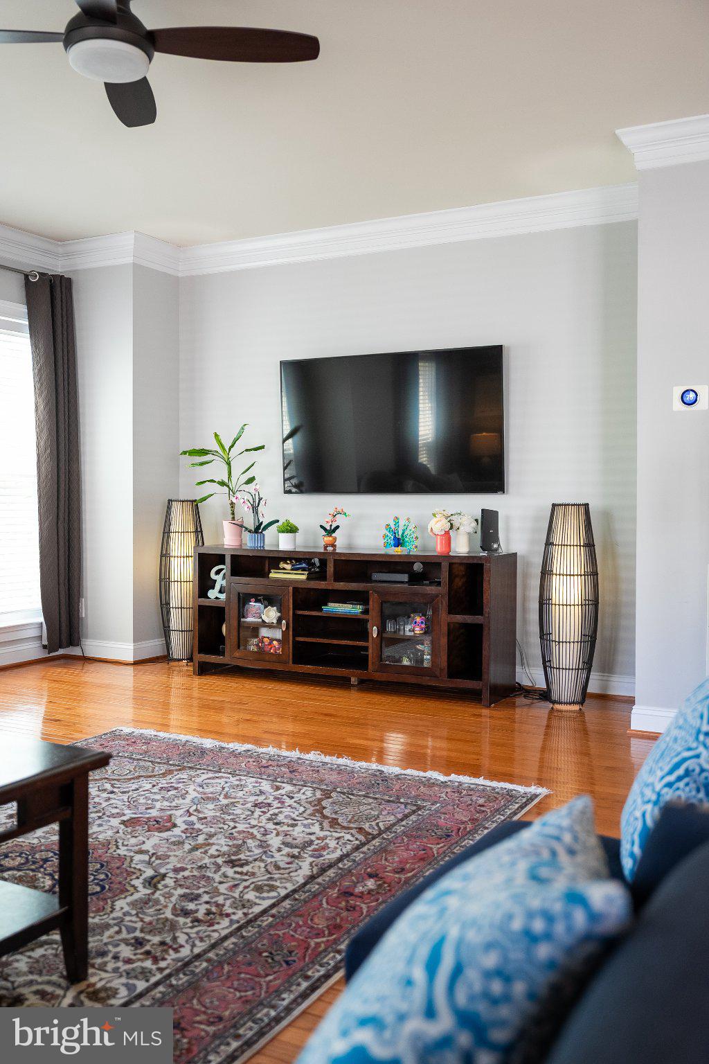 EAST GATE - Residential