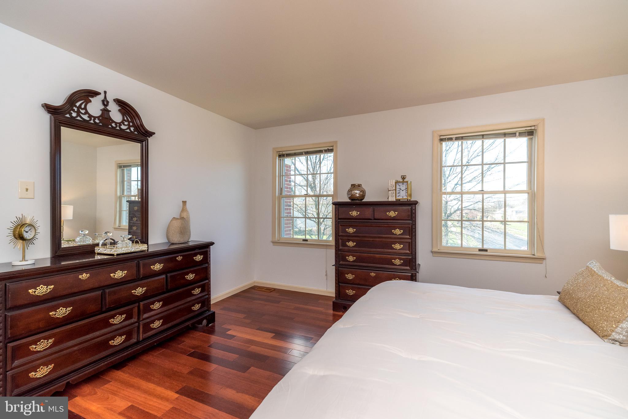 HOLLY HILL - Residential