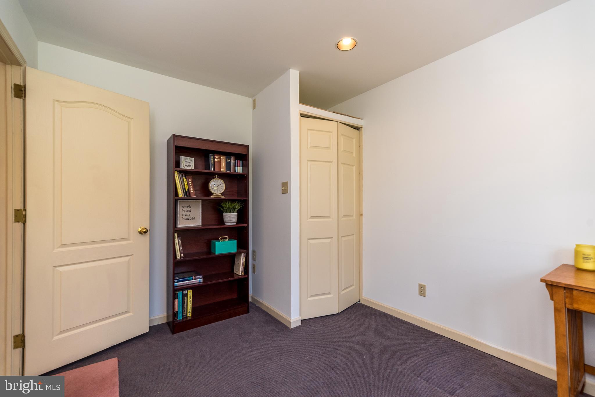HOLLY HILL - Residential