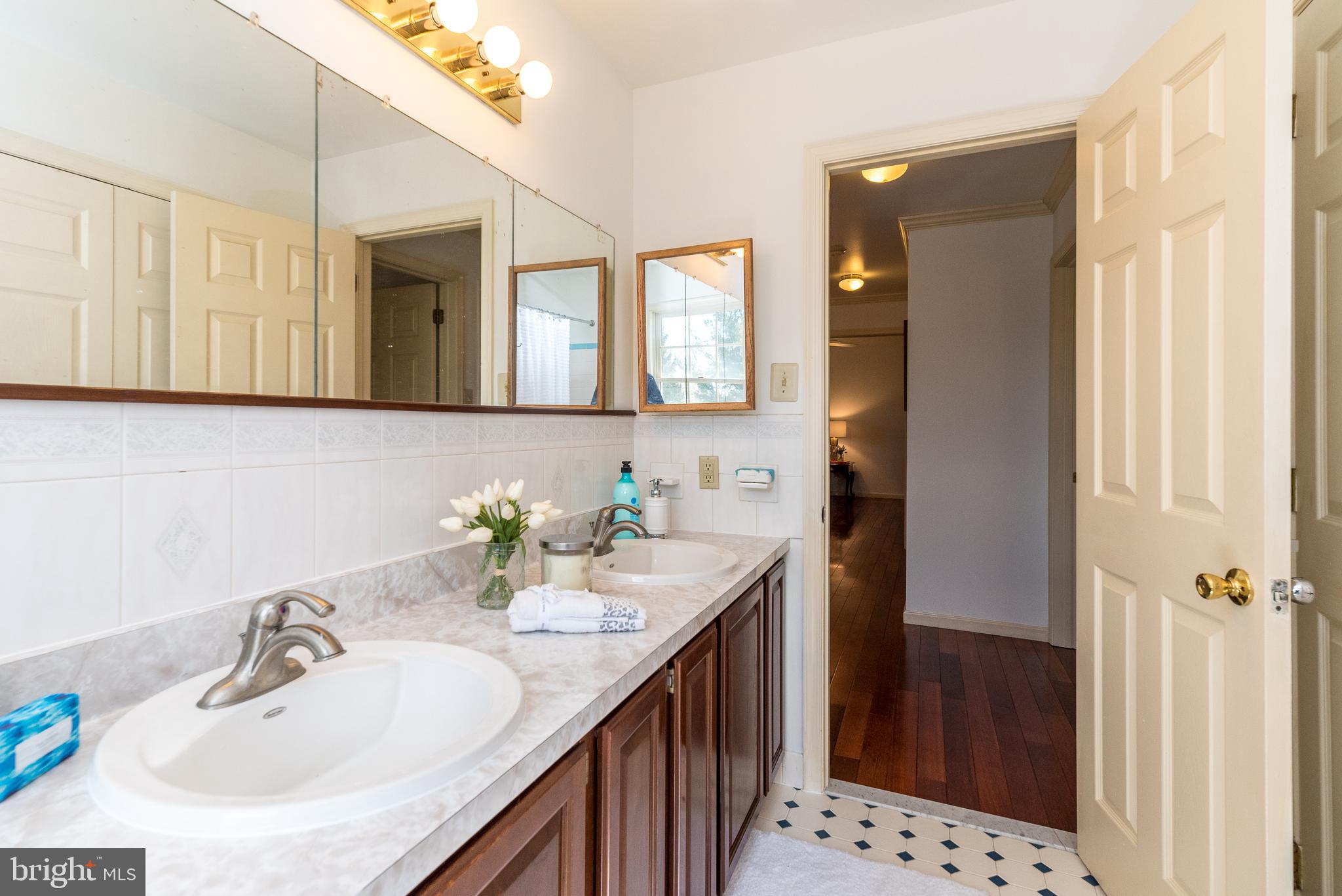 HOLLY HILL - Residential