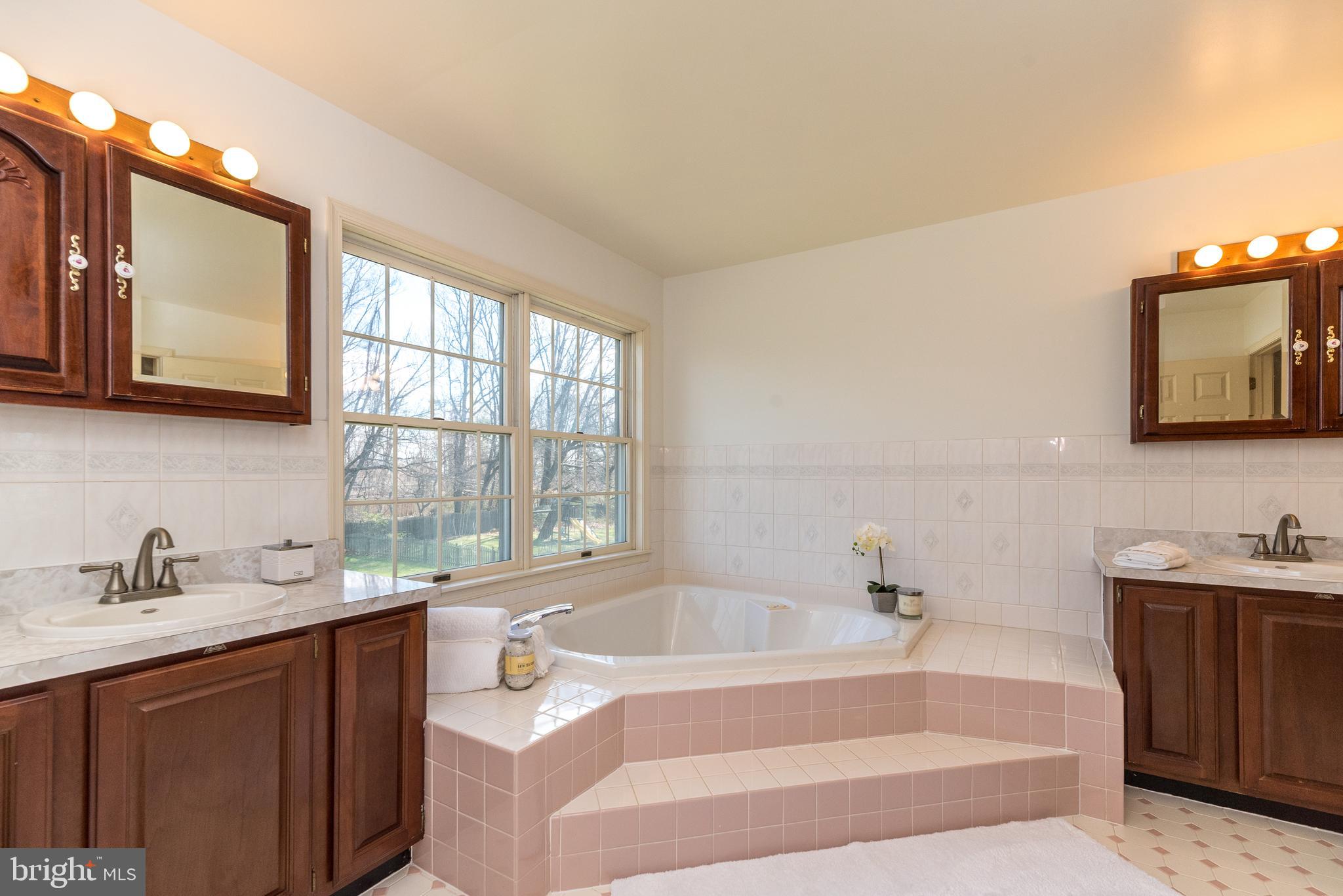 HOLLY HILL - Residential