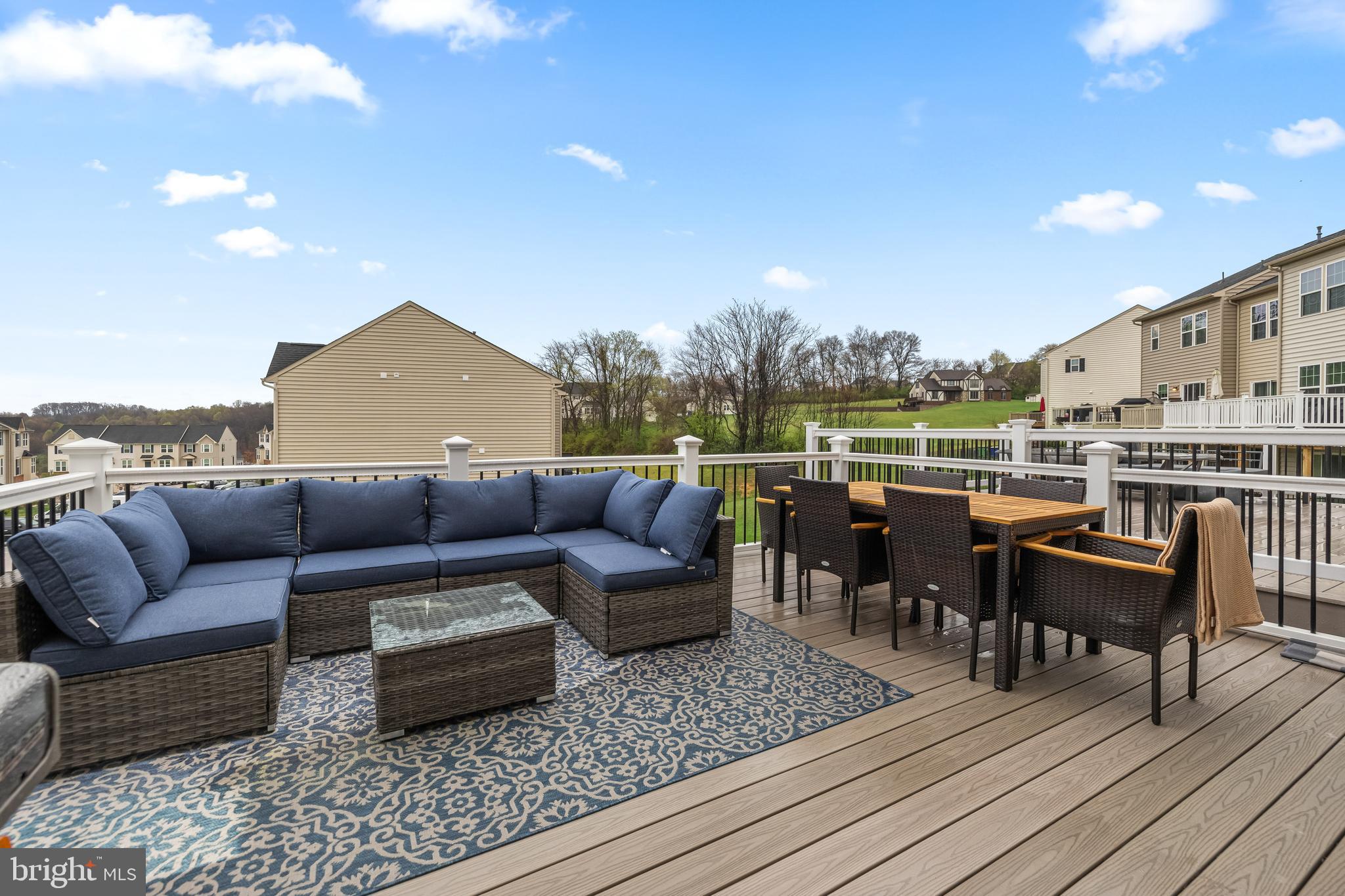 LOGANS RESERVE - Residential