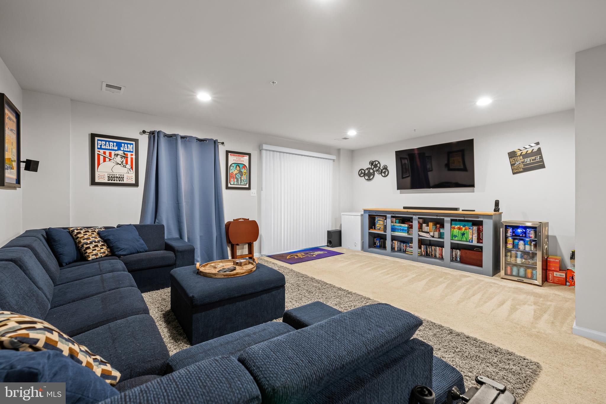 LOGANS RESERVE - Residential