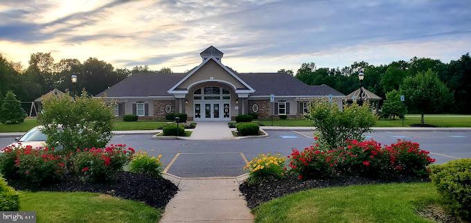 LOGANS RESERVE - Residential