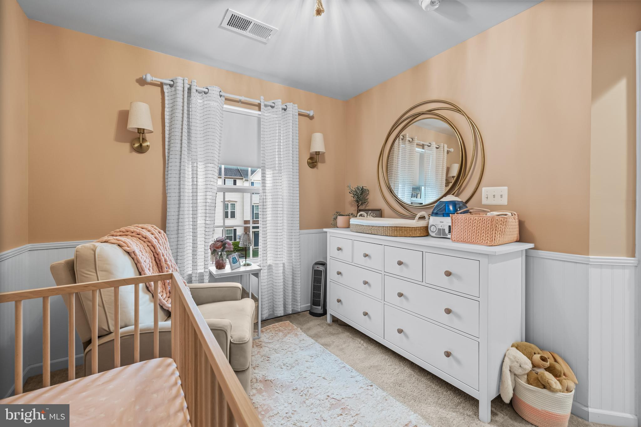 LOGANS RESERVE - Residential