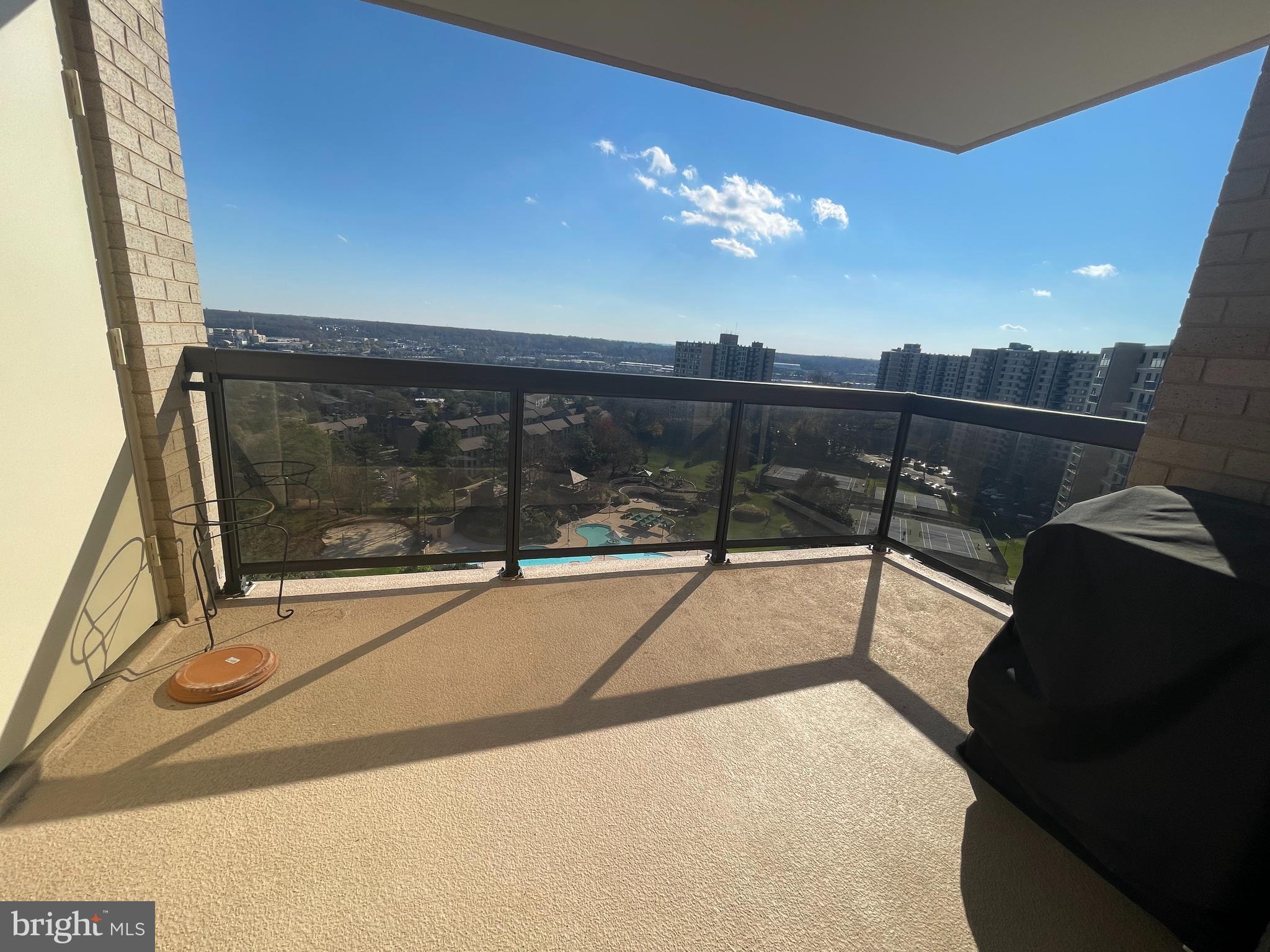 205 YOAKUM PARKWAY 1721