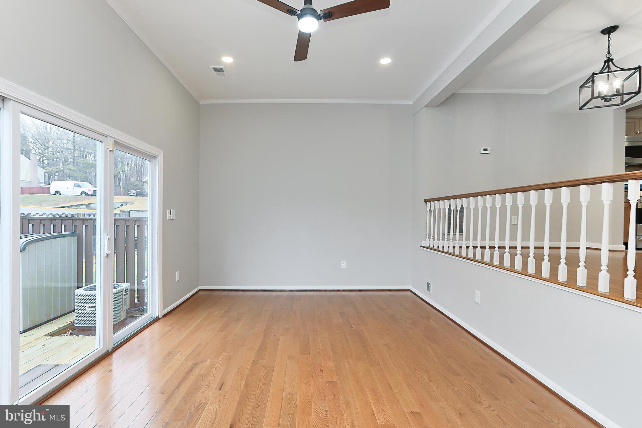 THOUSAND OAKS - Residential