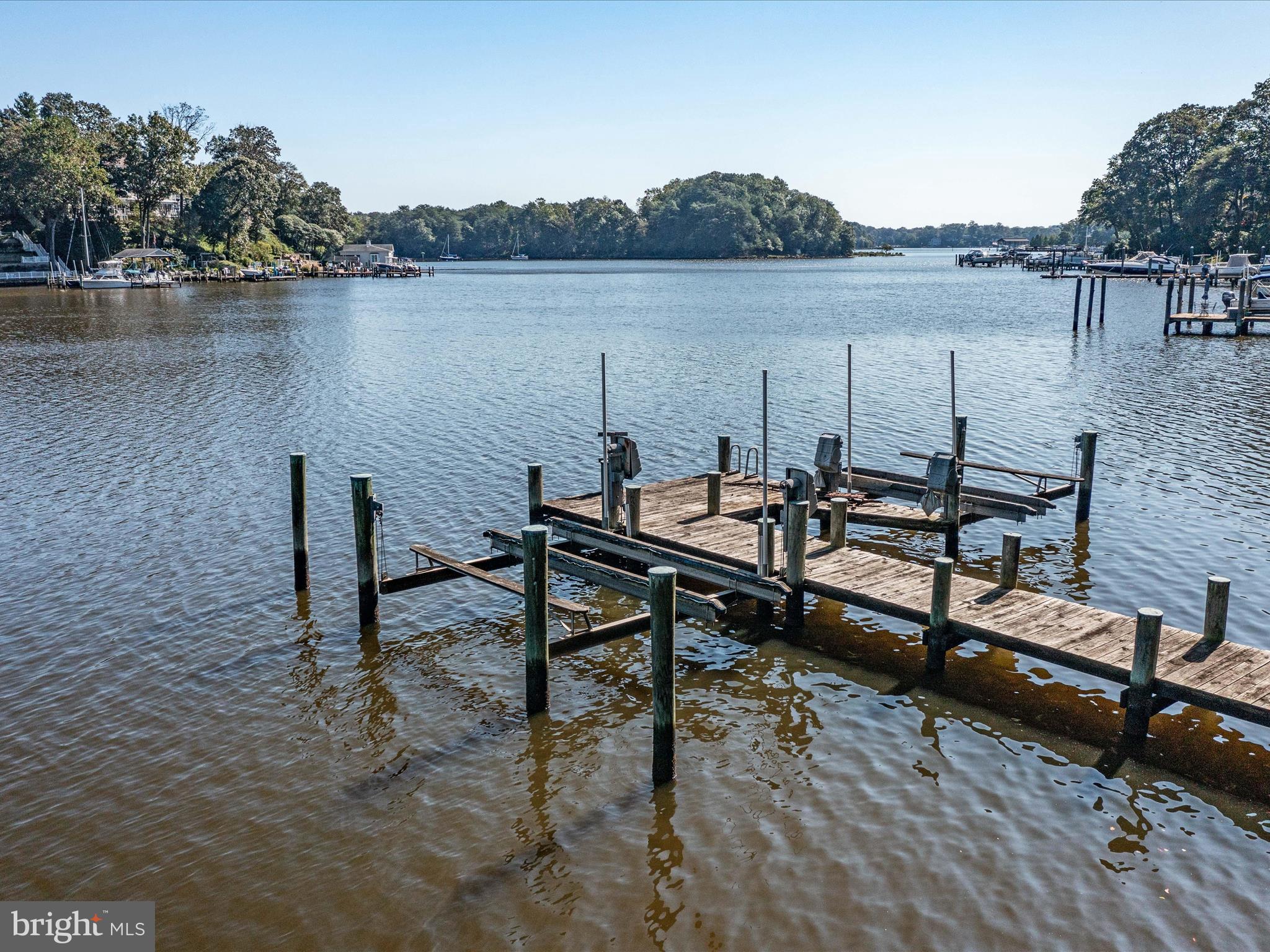 SUNRISE BEACH - Residential
