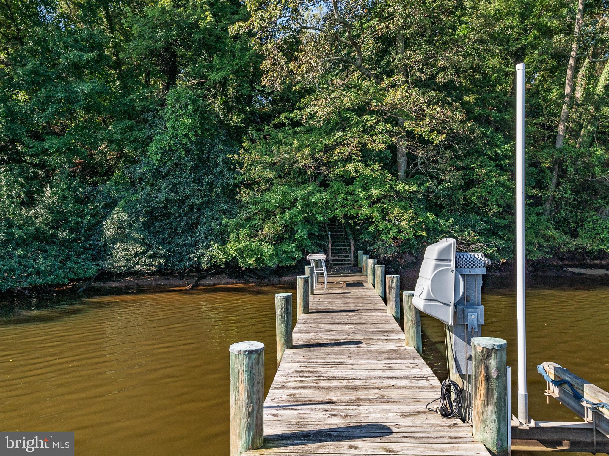 SUNRISE BEACH - Residential
