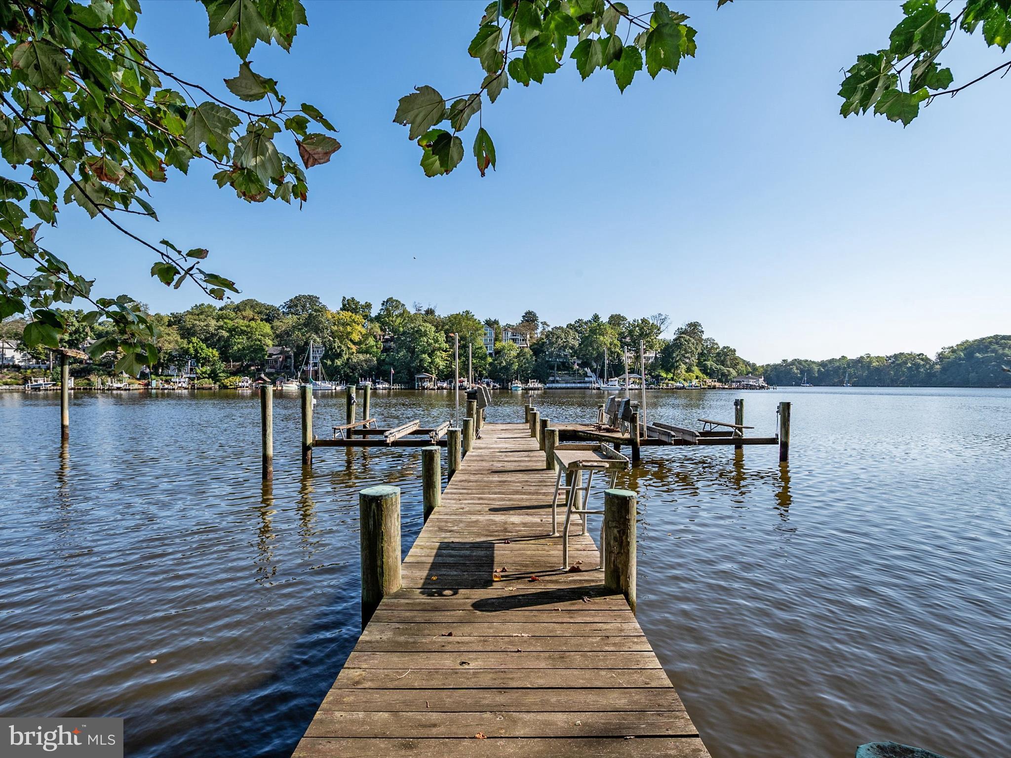 SUNRISE BEACH - Residential