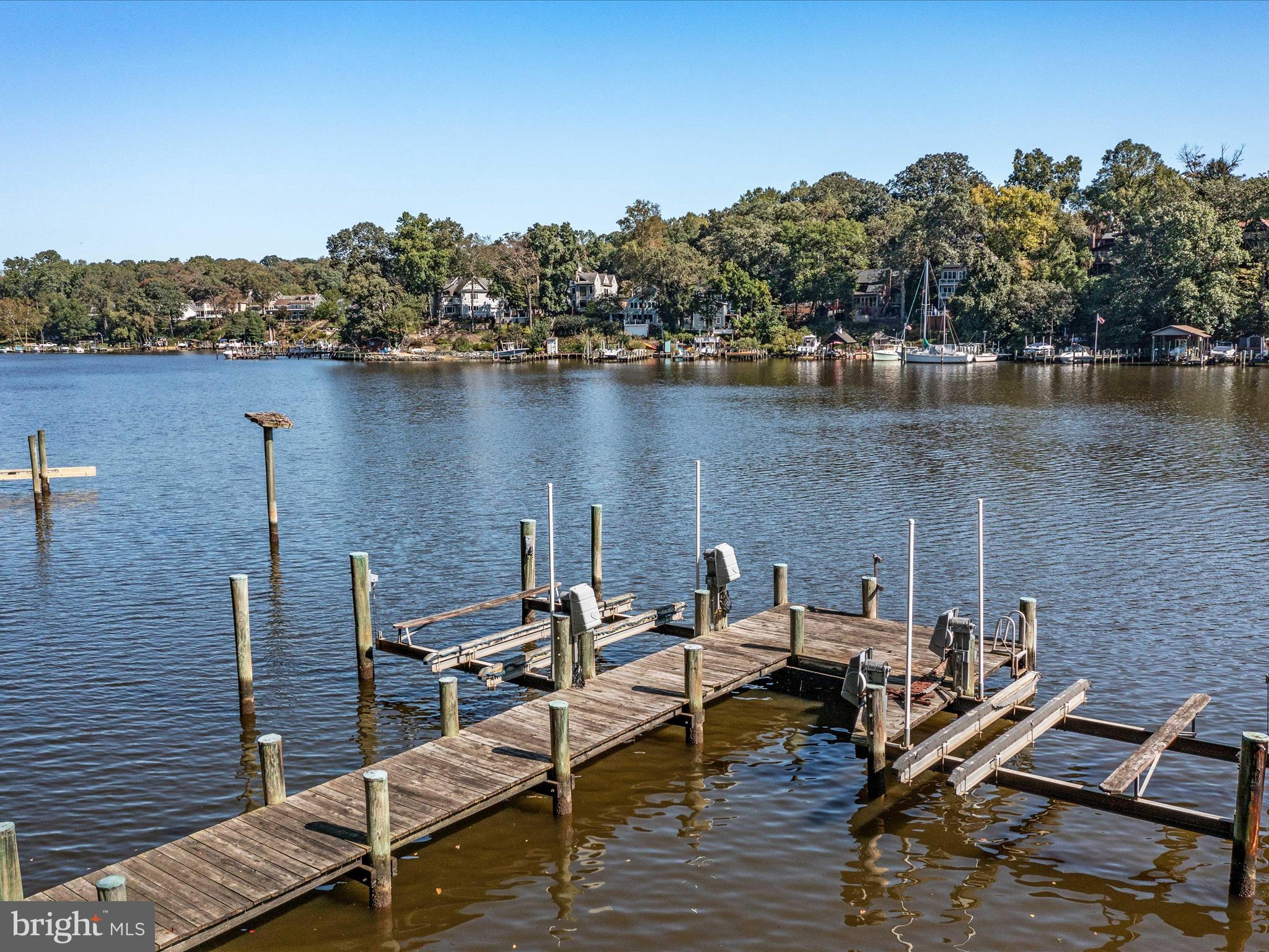 SUNRISE BEACH - Residential