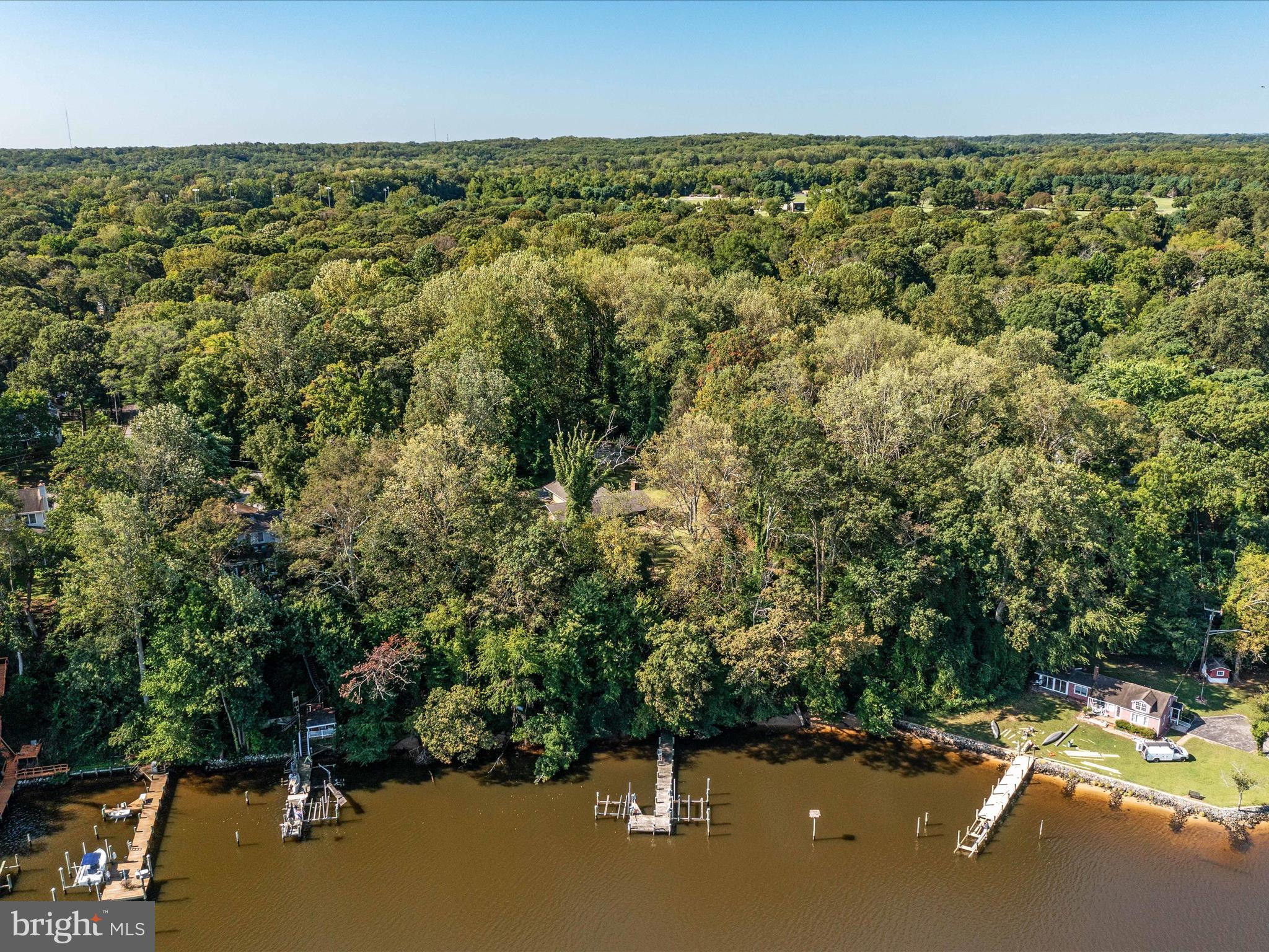 SUNRISE BEACH - Residential
