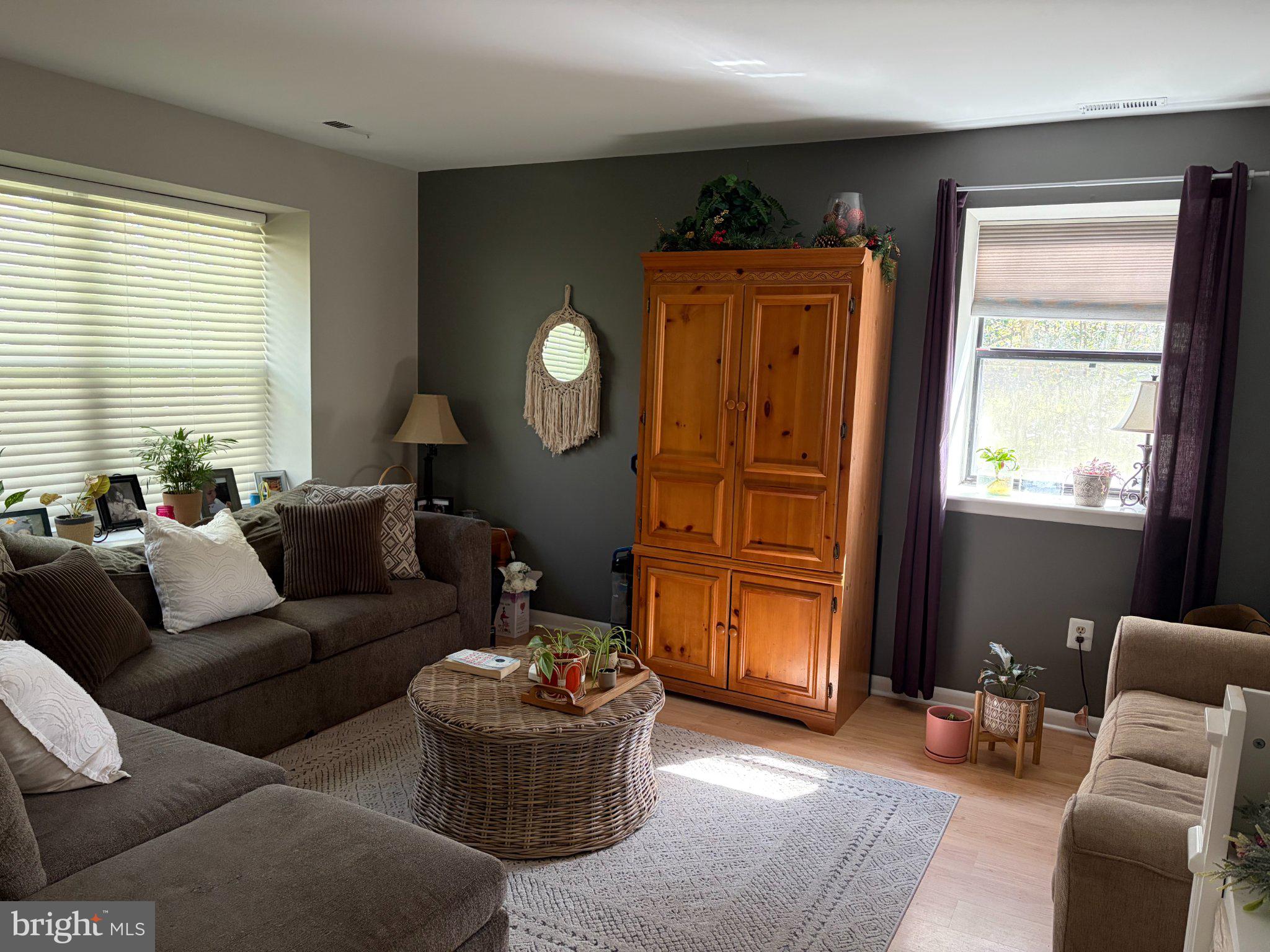 2 GOSHAWK COURT