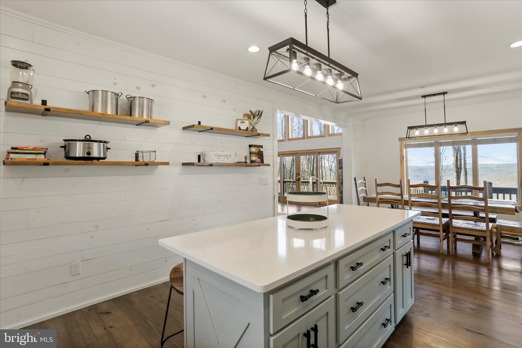 NORTH CAMP - Residential