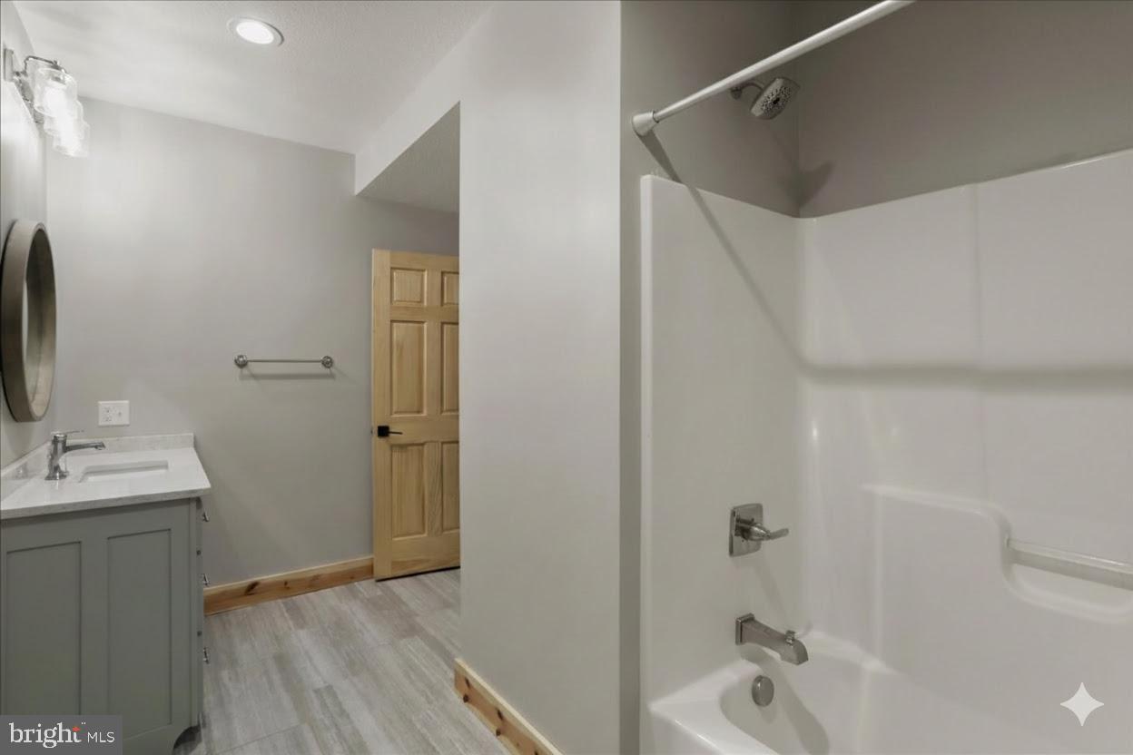 NORTH CAMP - Residential