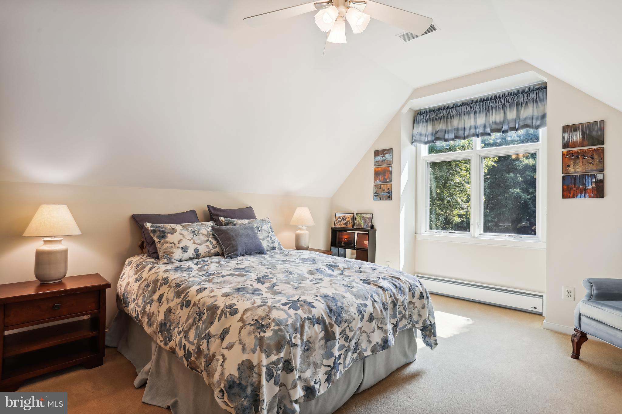 NEWPORT SHORES - Residential