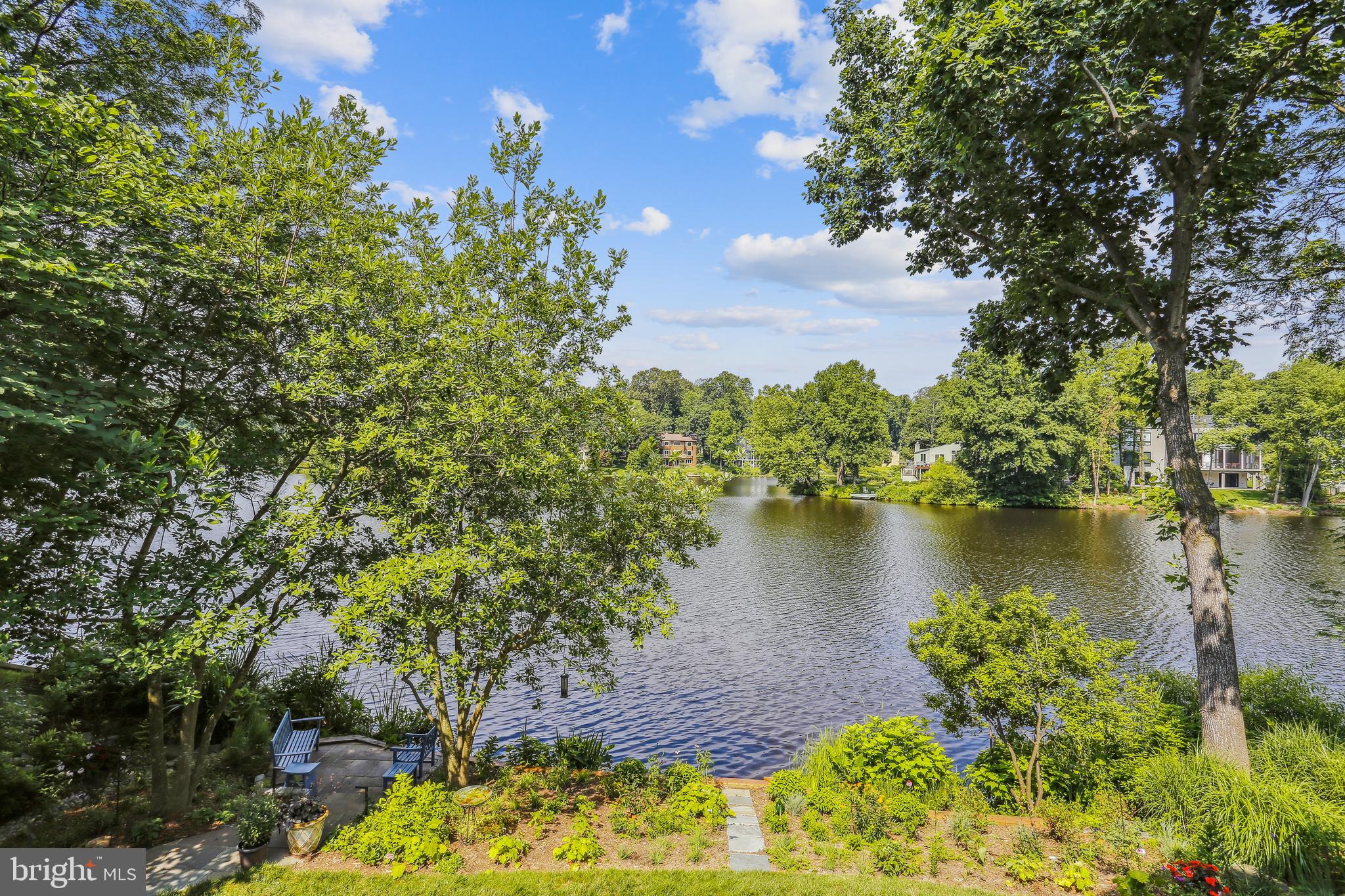 NEWPORT SHORES - Residential