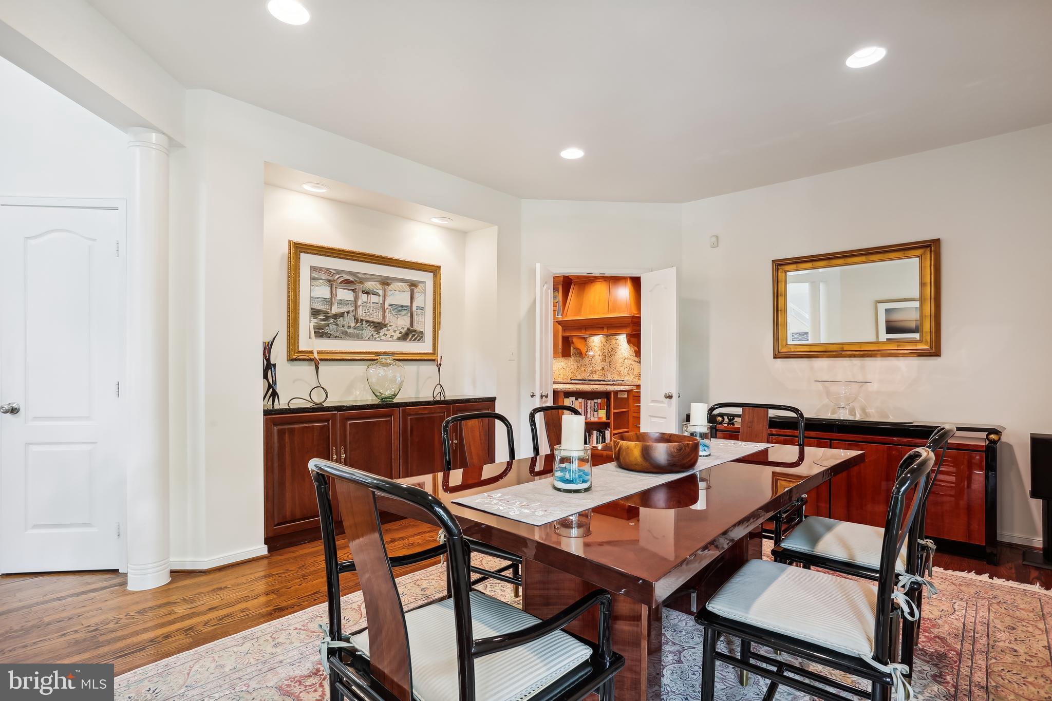 NEWPORT SHORES - Residential