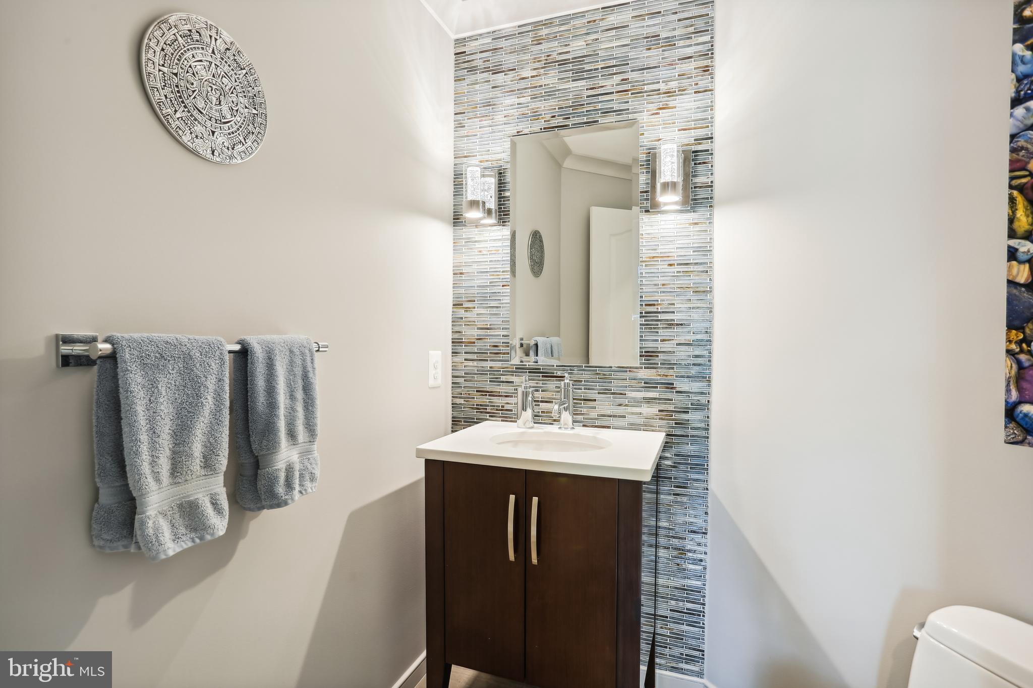 NEWPORT SHORES - Residential