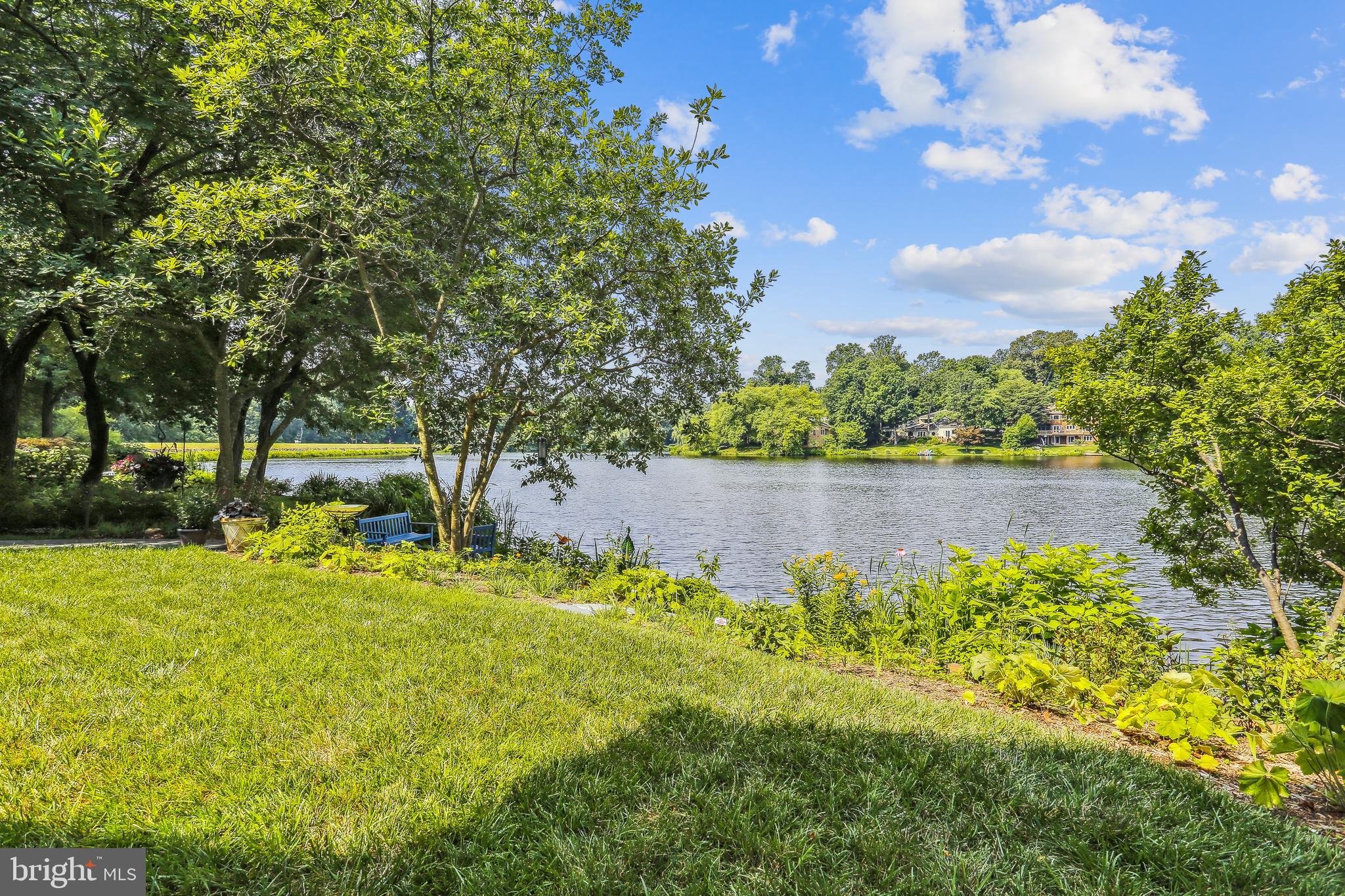 NEWPORT SHORES - Residential