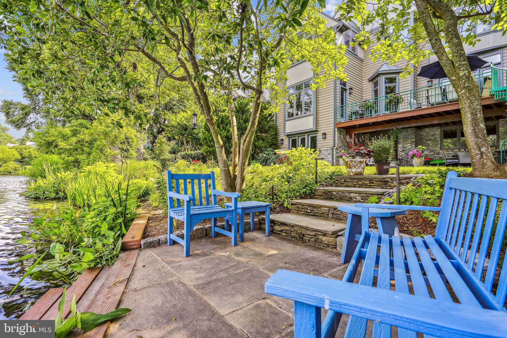 NEWPORT SHORES - Residential