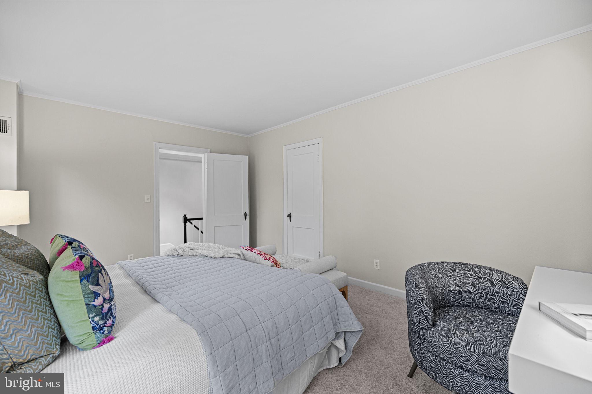 ARLINGTON VILLAGE - Residential