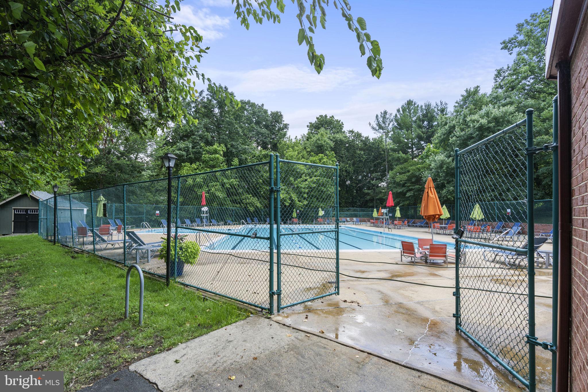 ARLINGTON VILLAGE - Residential