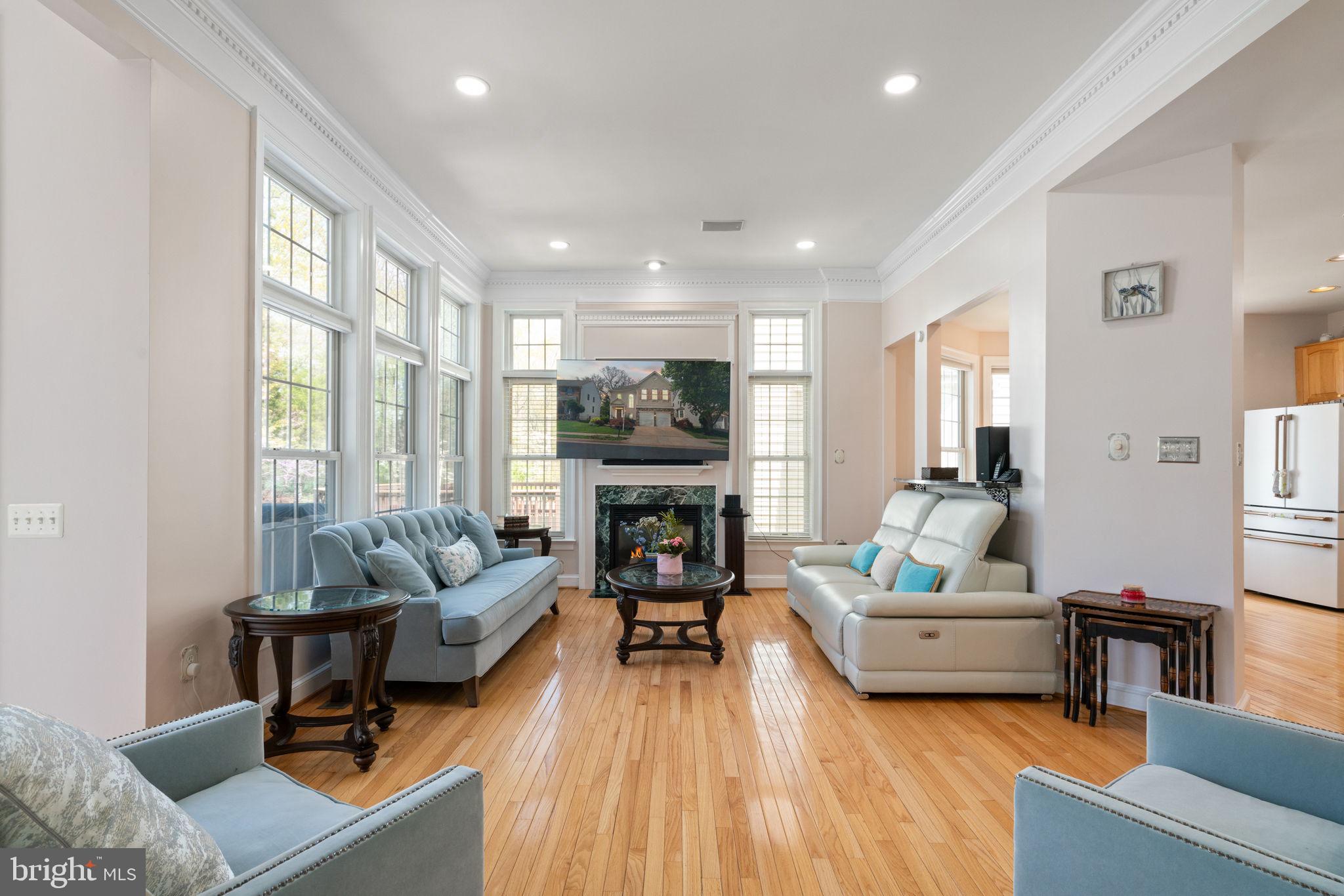 HIGHLAND OAKS - Residential