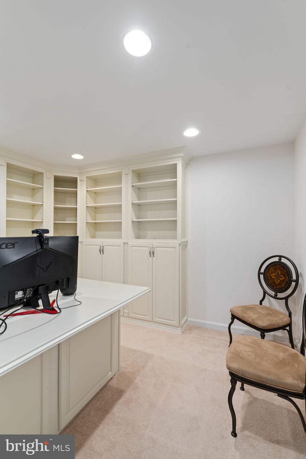 HIGHLAND OAKS - Residential