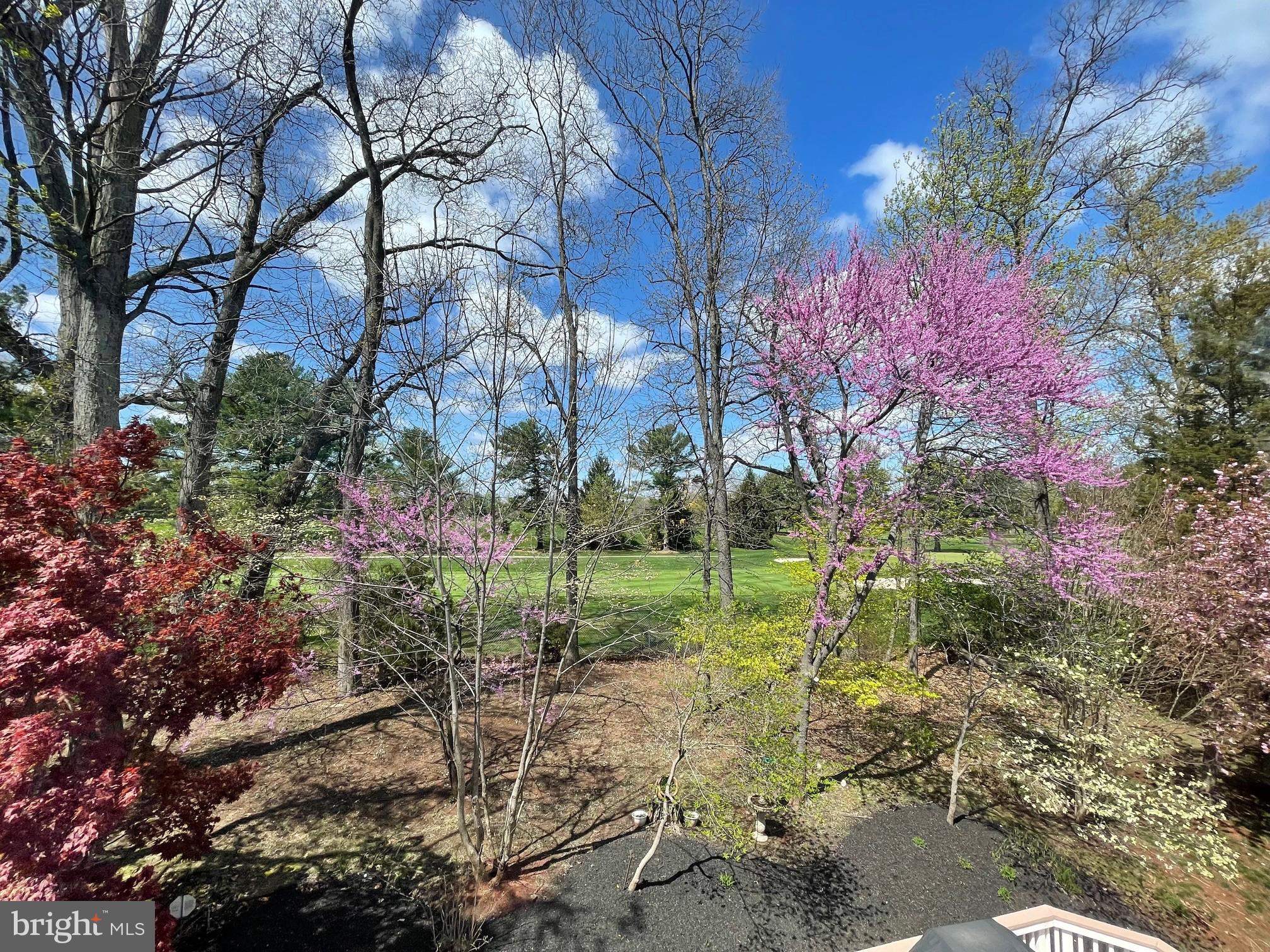 HIGHLAND OAKS - Residential