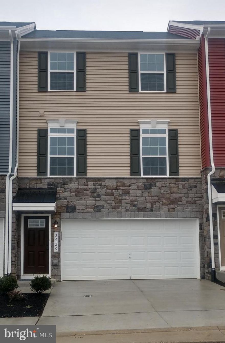 Luxurious Townhome!! Great Location!! 3 Bedroom 2.5 Bath, Minutes to VRE, Shopping, I95, 2100 Plus Sqft, Open Floor Plan, Huge Galley Kitchen, Party Deck, Gas Cooking, Spacious 2 Car Garage, Large Master Bedroom with Walk-in Closet, Spacious Master Bath with Upgraded Tile Shower, Safe Area in Garage to Lock up Valuables! Pets Case by Case Basis.  Wont Last Long! Apply Now!!!