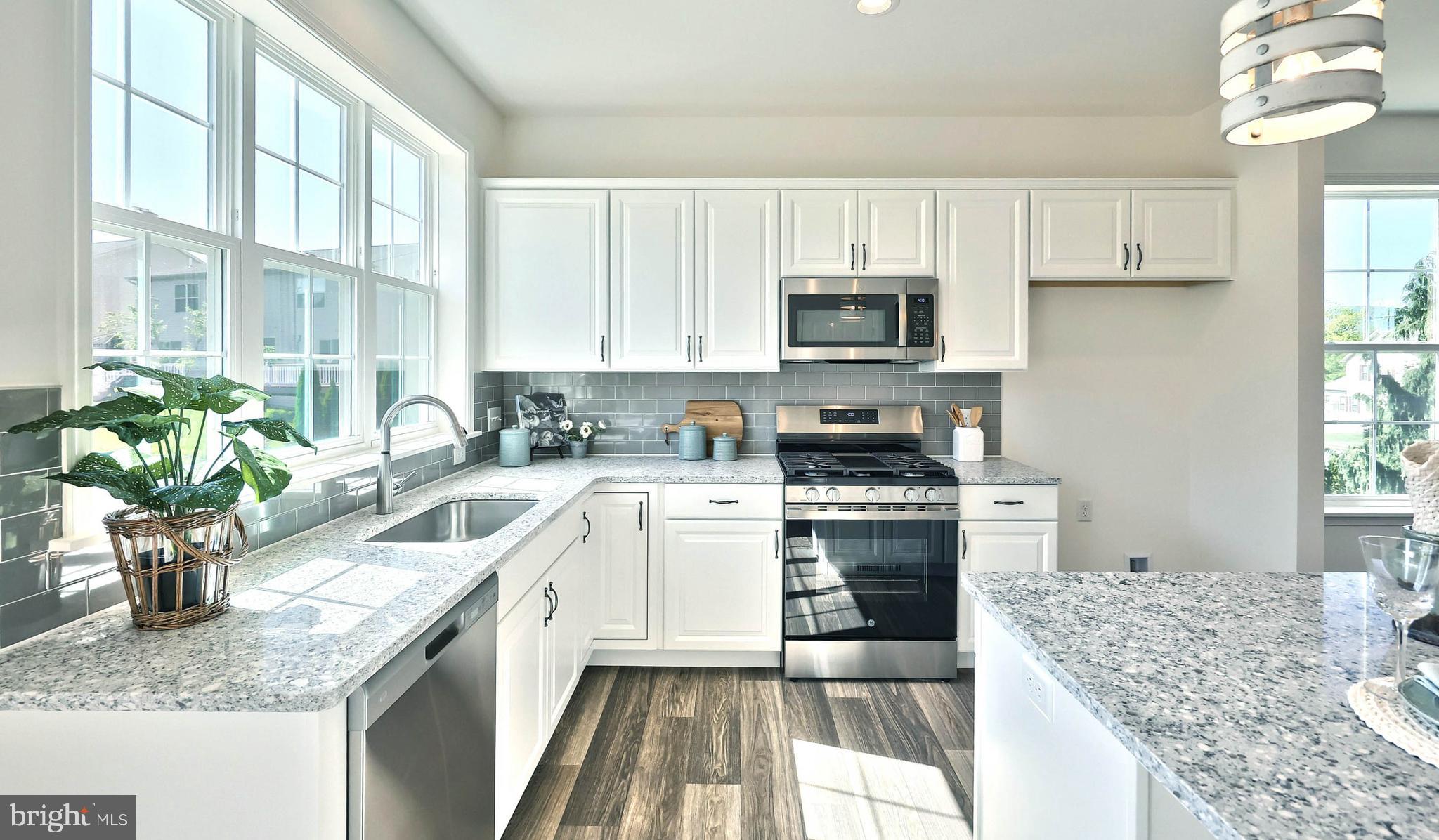 NORTH RIDGE - Residential