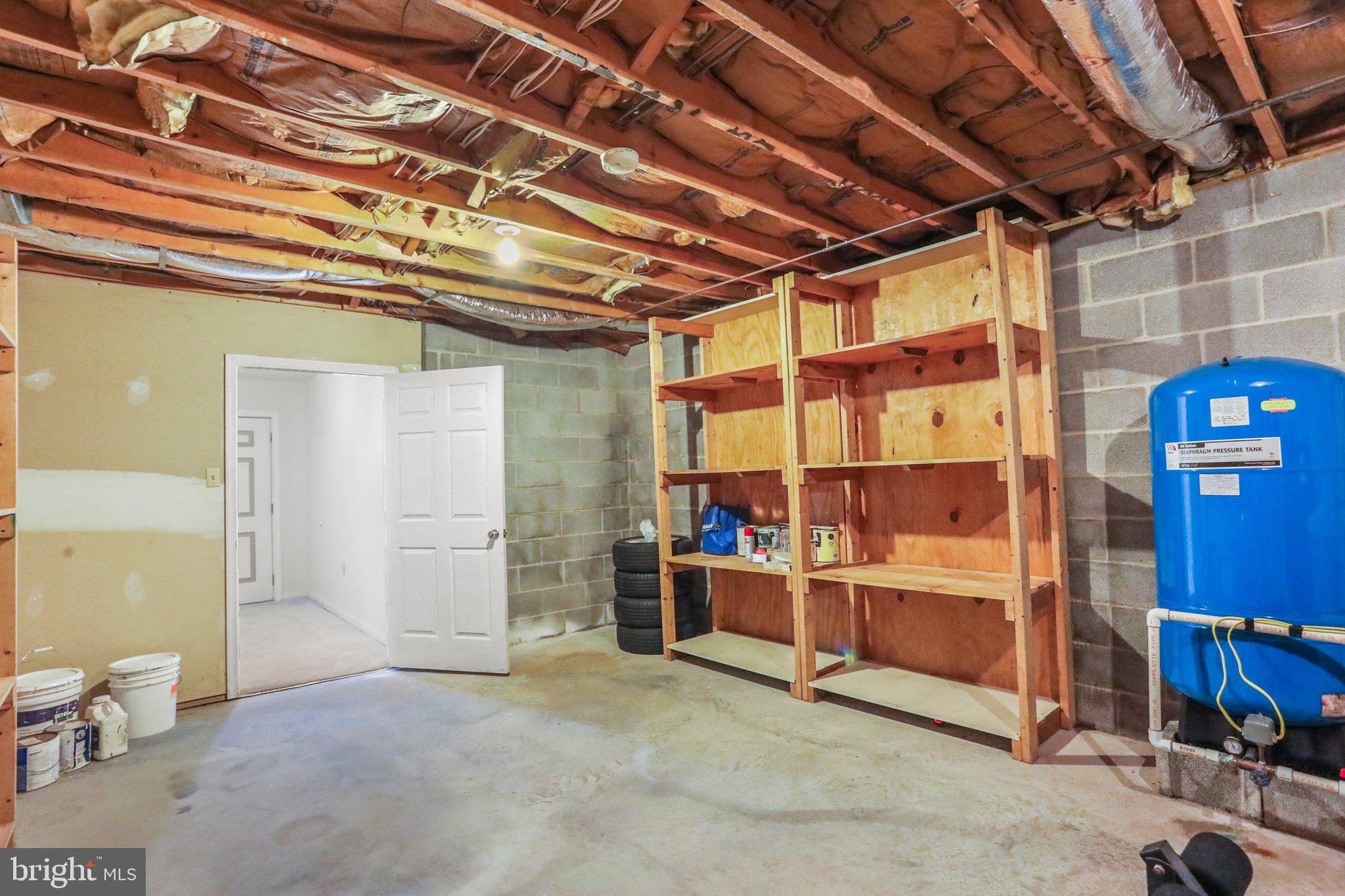 POTOMAC ESTATES - Residential