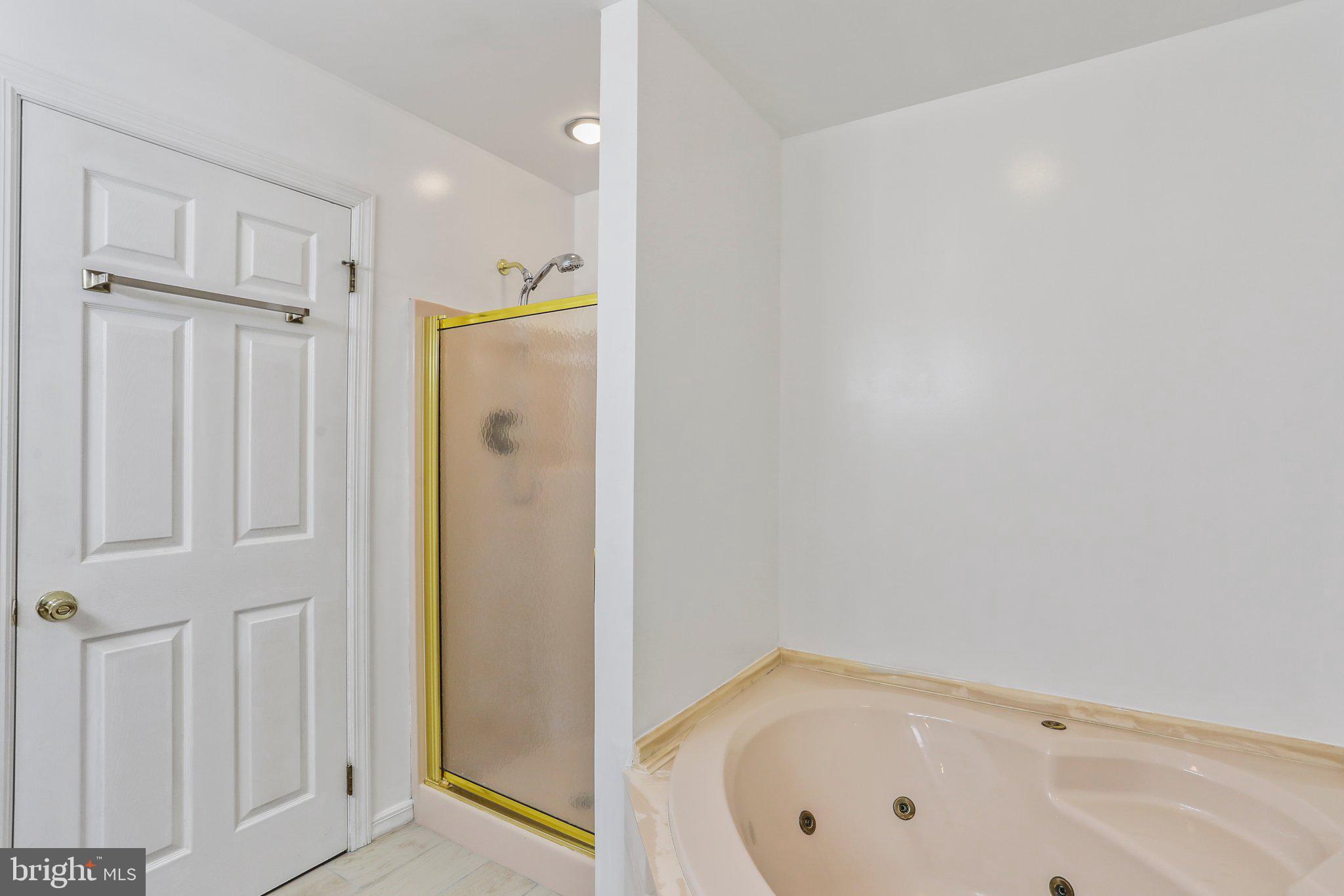 POTOMAC ESTATES - Residential