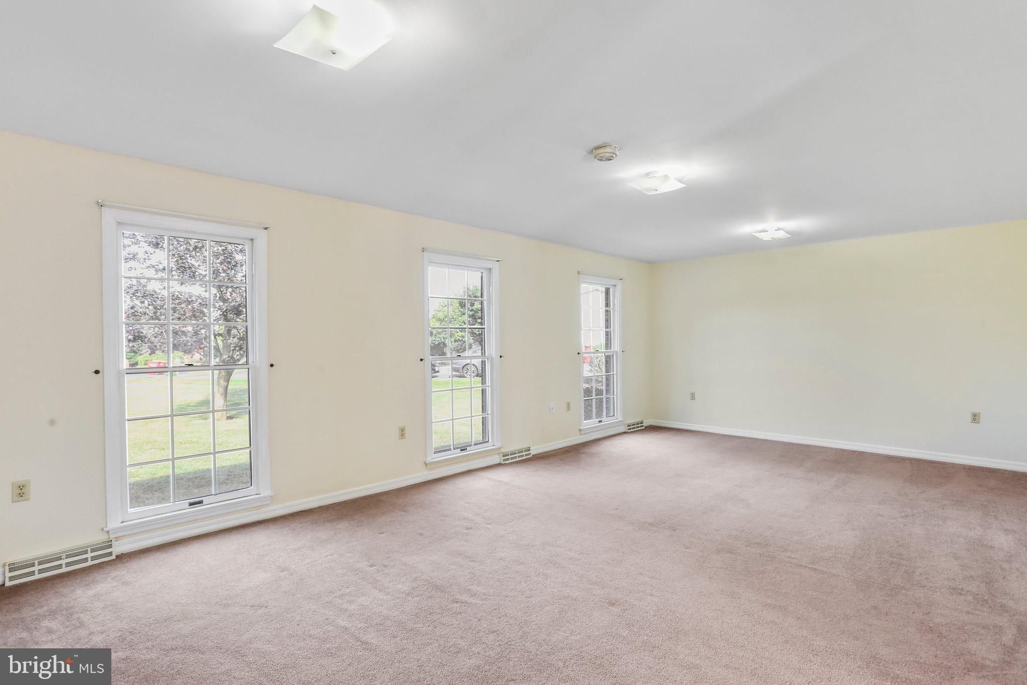 POTOMAC ESTATES - Residential