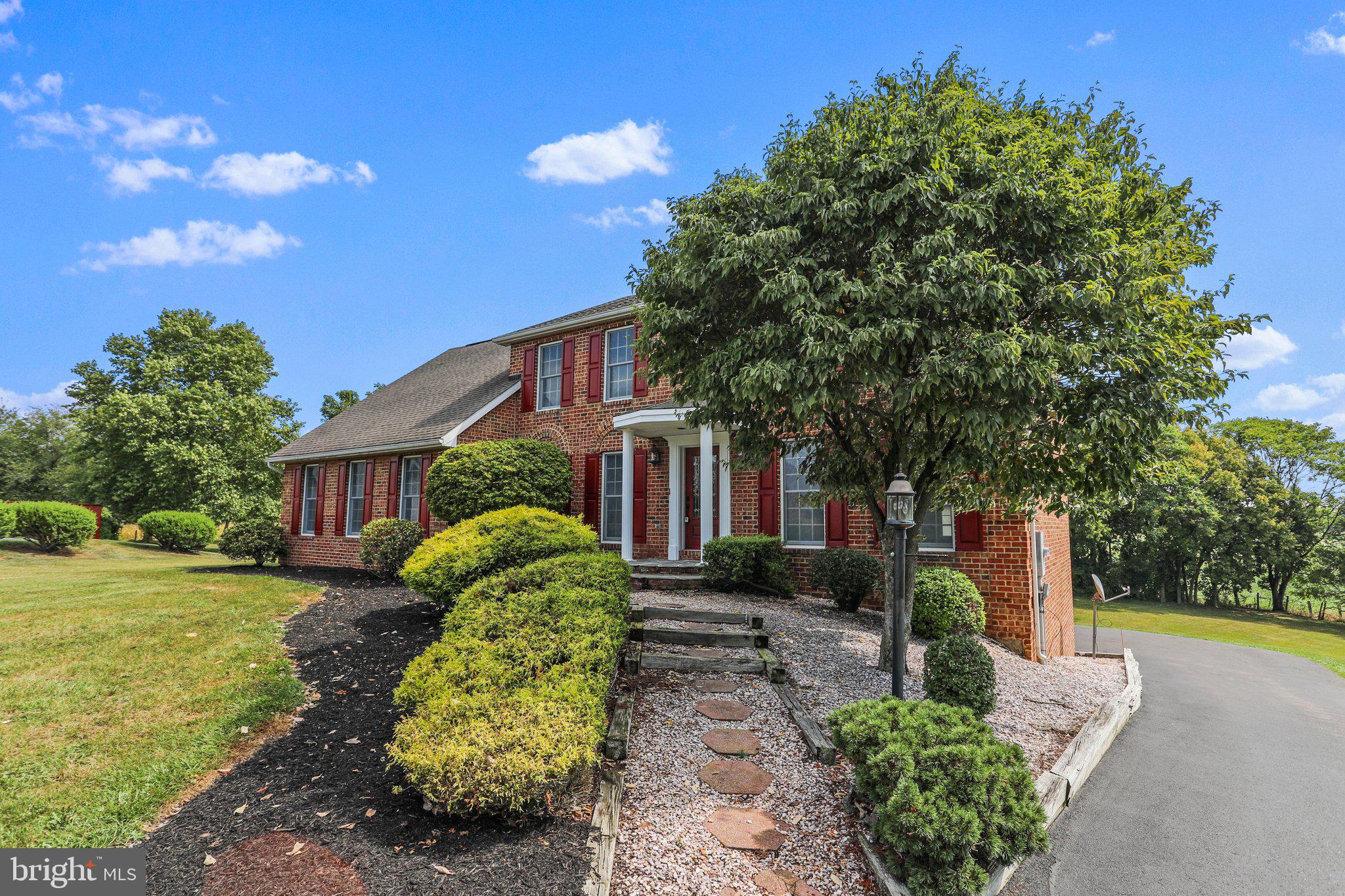 POTOMAC ESTATES - Residential