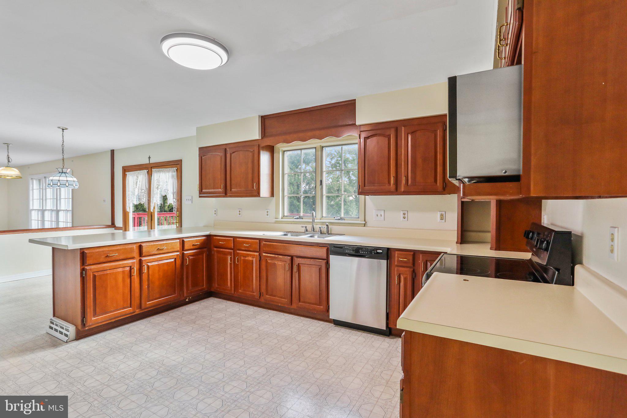 POTOMAC ESTATES - Residential