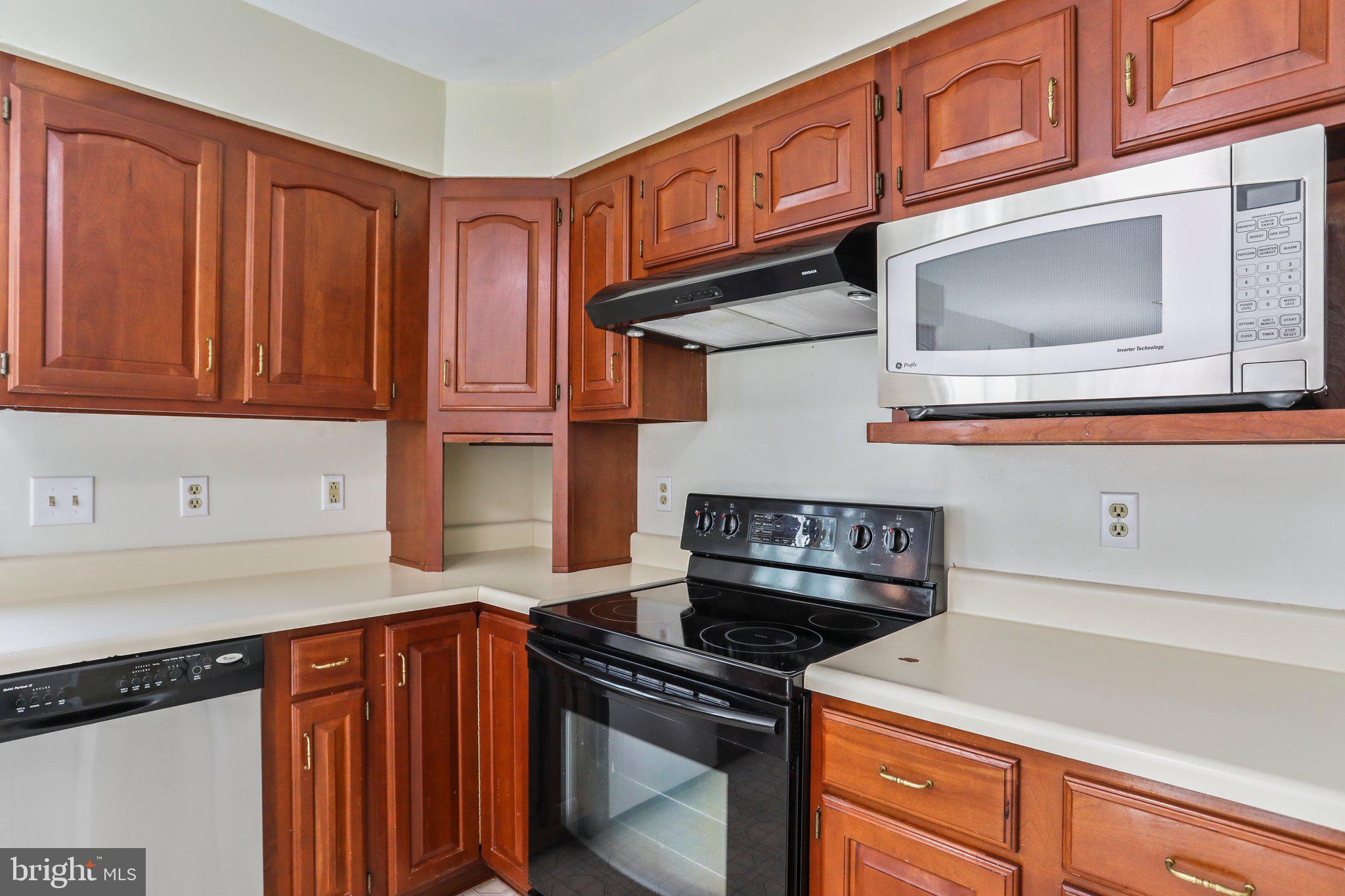 POTOMAC ESTATES - Residential