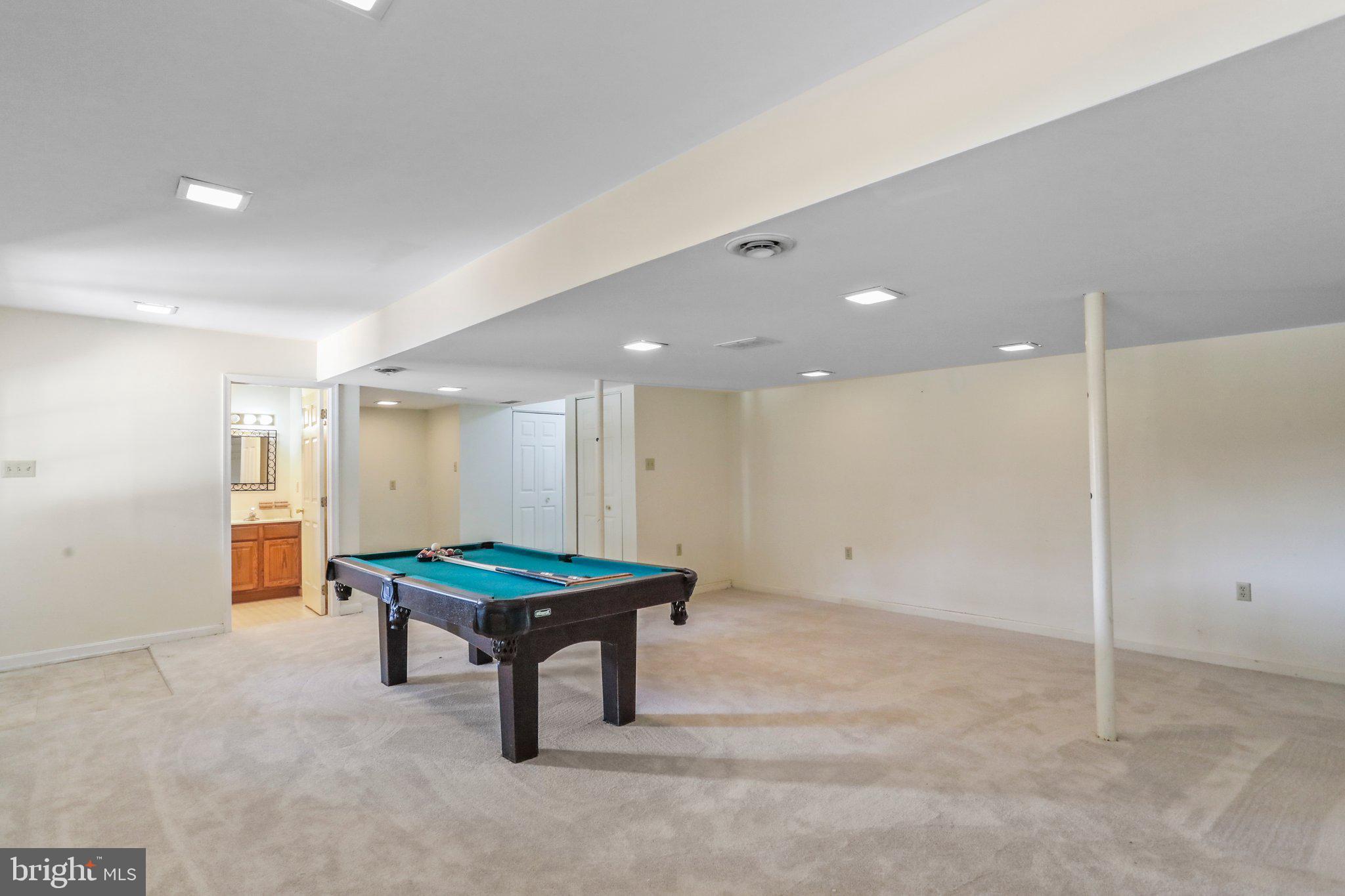 POTOMAC ESTATES - Residential