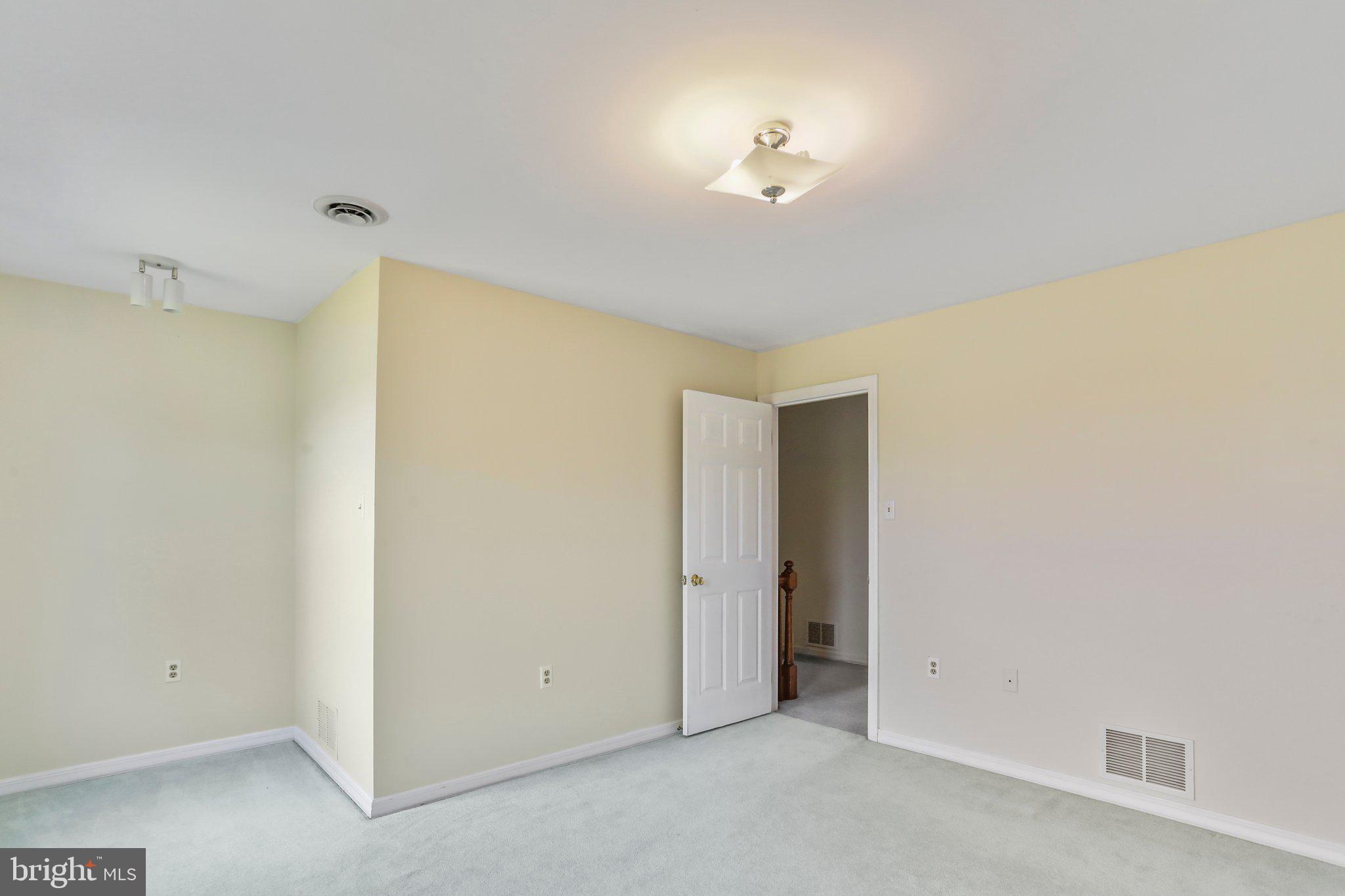 POTOMAC ESTATES - Residential